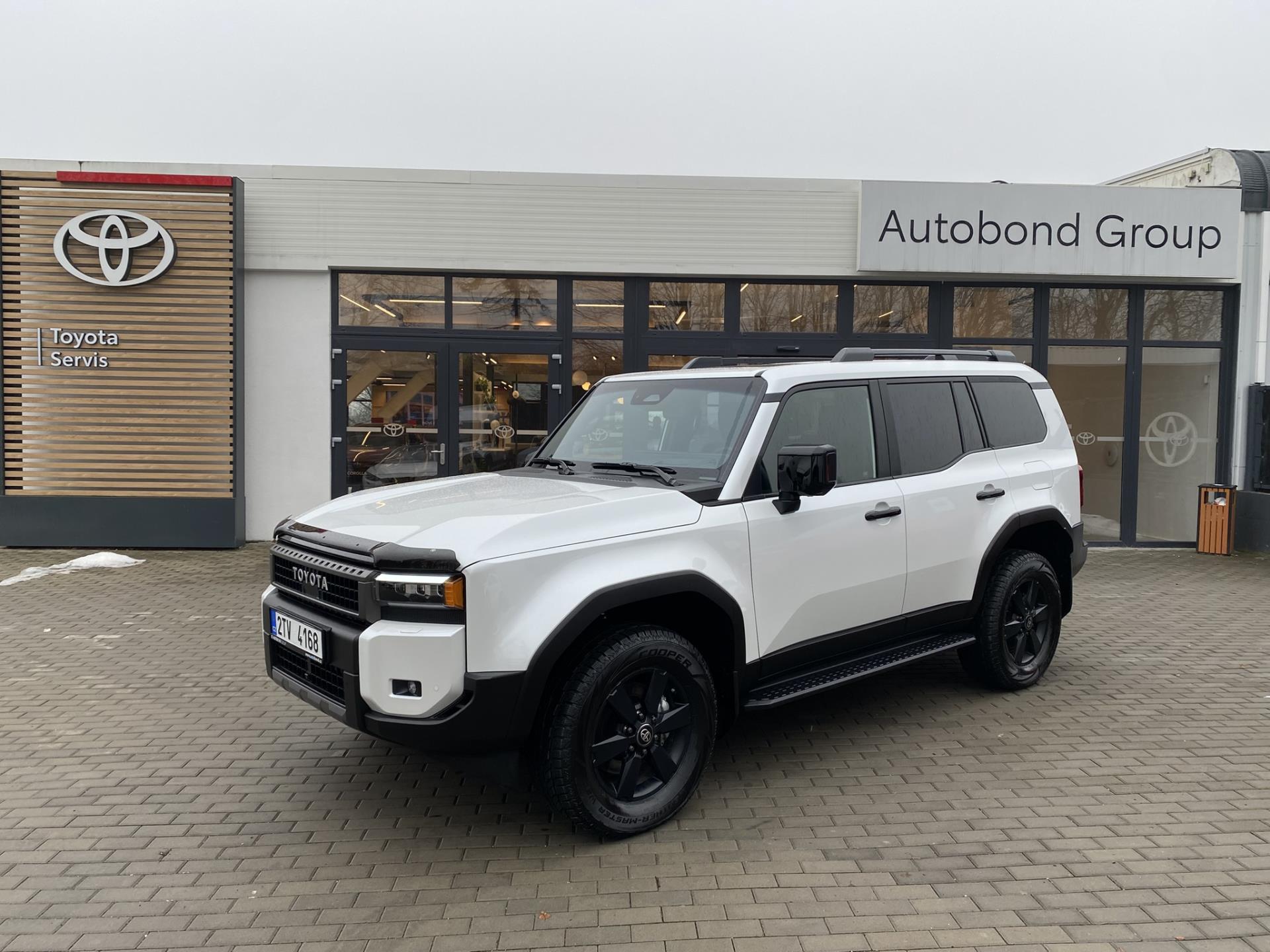 Toyota Land Cruiser 2.8 MHEV EXECUTIVE, tažné, sada kol