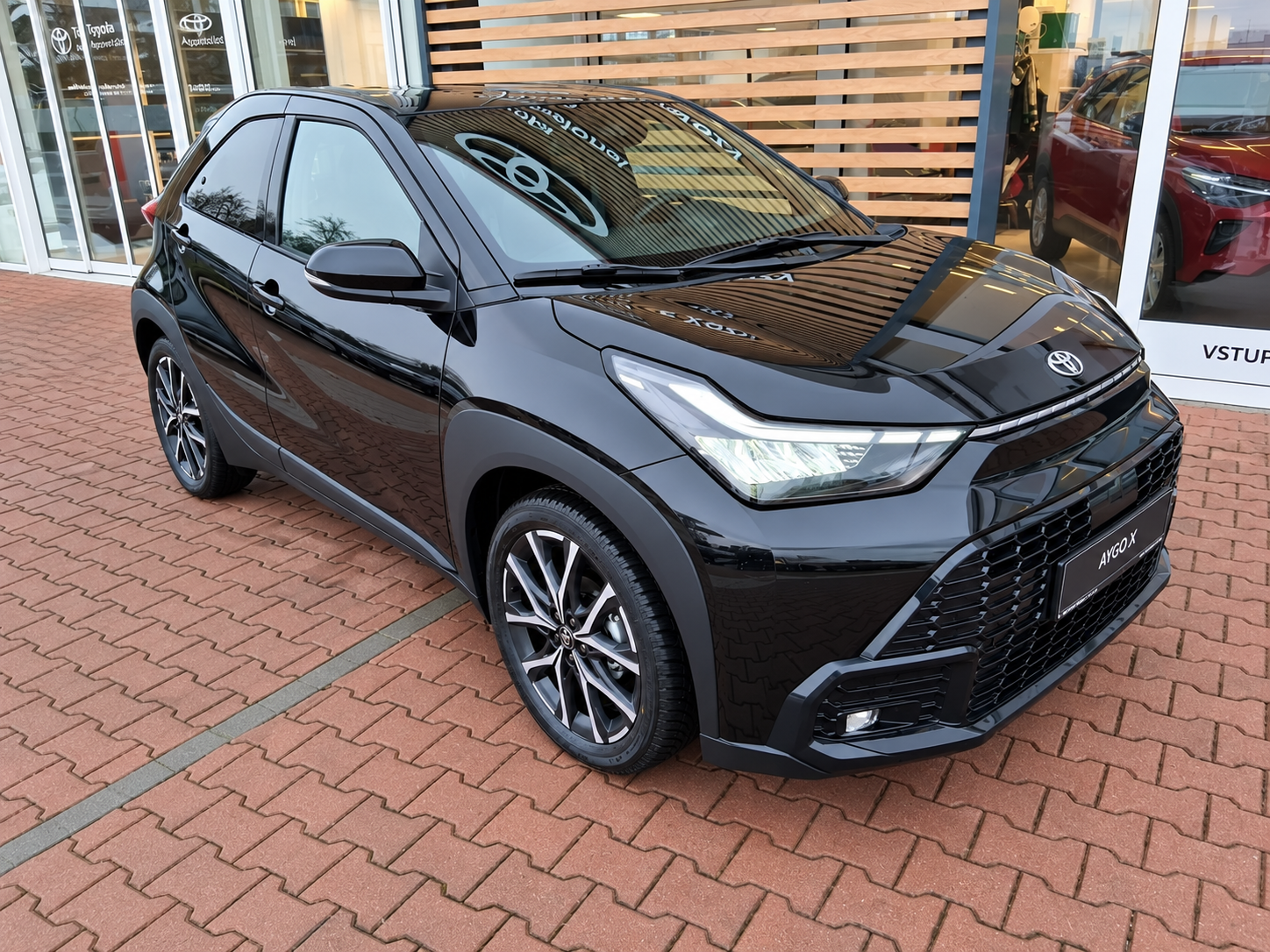 Toyota Aygo X 1,5 HEV GR SPORT