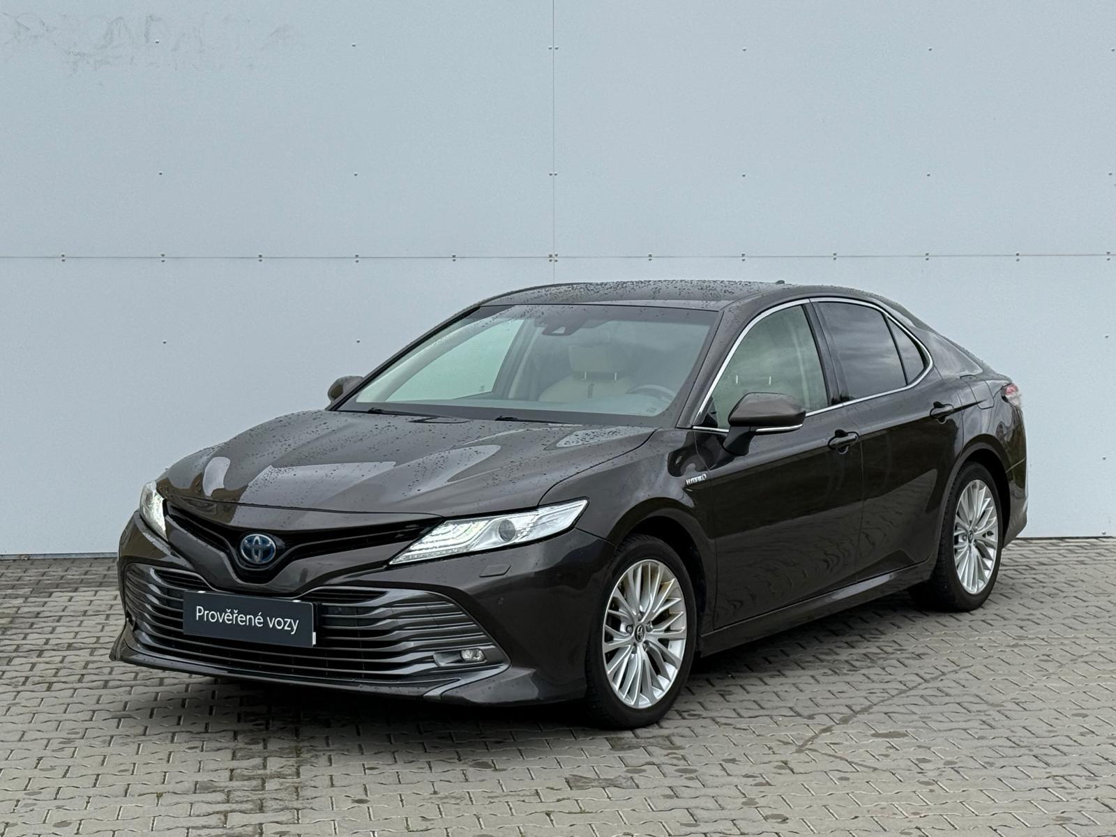 Toyota Camry 2.5 e-CVT HSD Executive