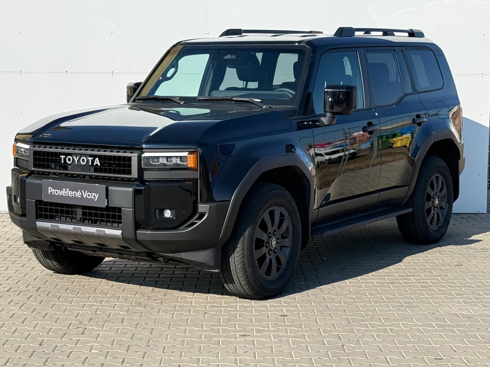 Toyota Land Cruiser 2.8 D-4D 6AT Invincible