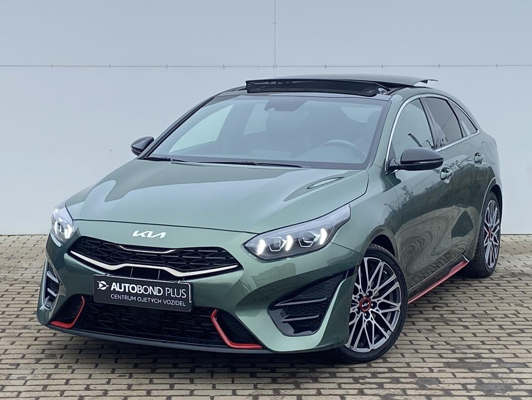 KIA ProCeed 1.6 T-GDI 150kW 7DCT GT Panorama