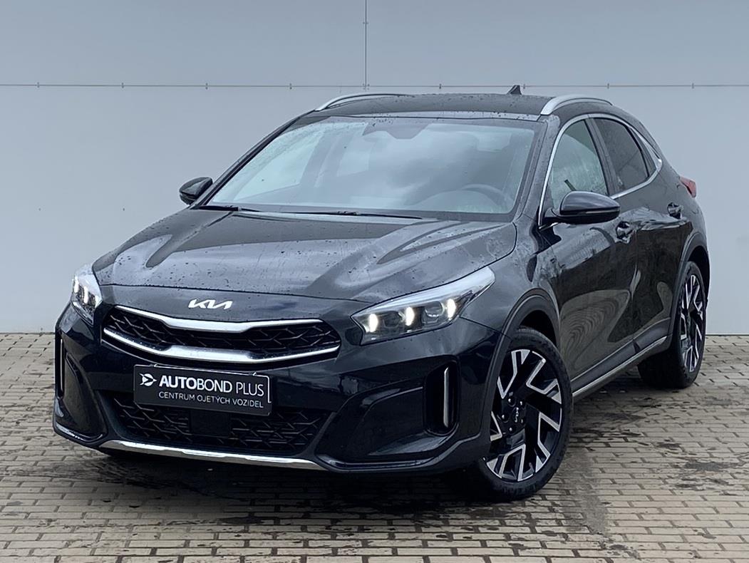 KIA XCeed 1.5 T-GDi 103kW 7DCT TOP