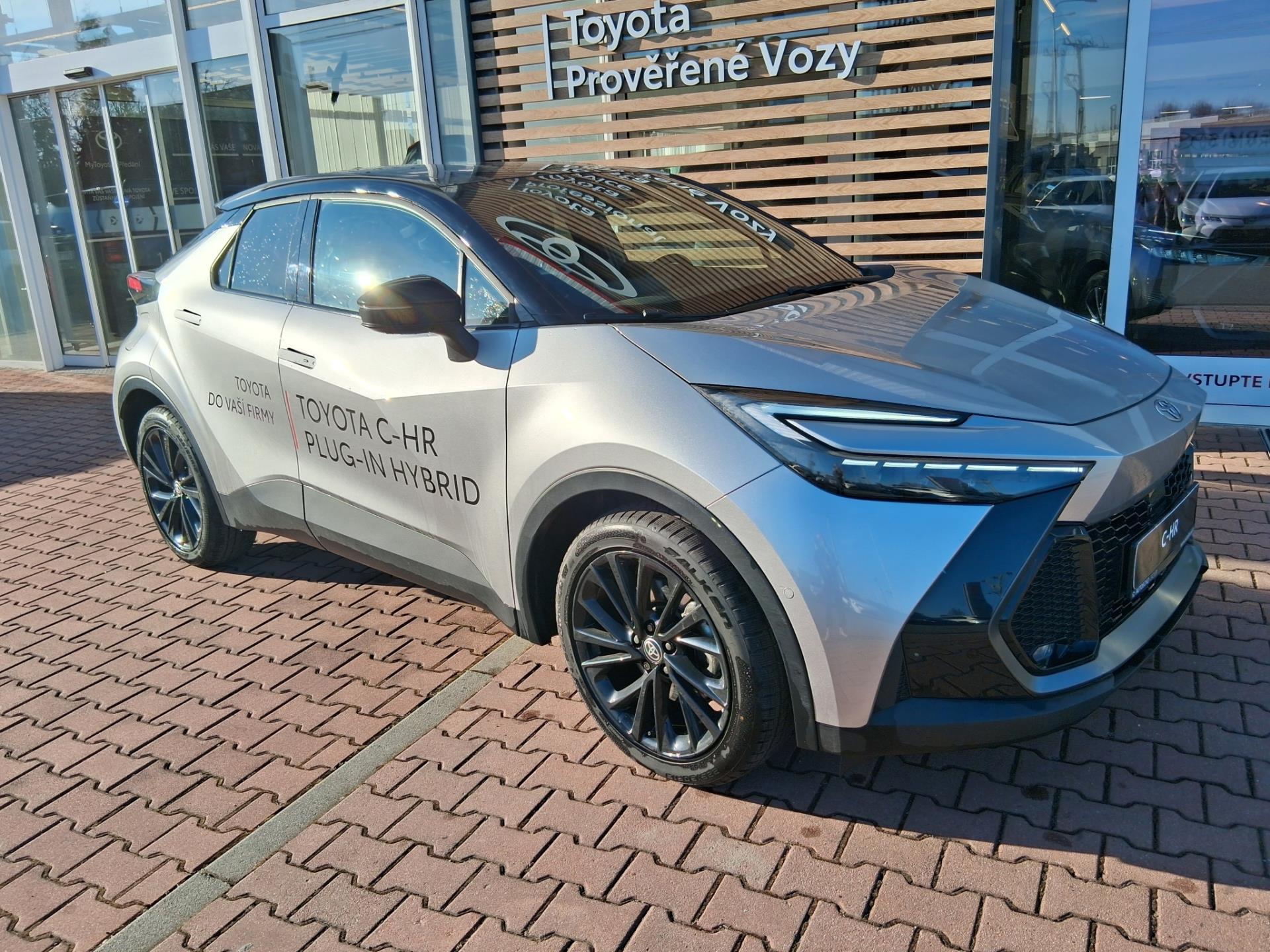 Toyota C-HR 2,0 PHEV 4X2 GR SPORT