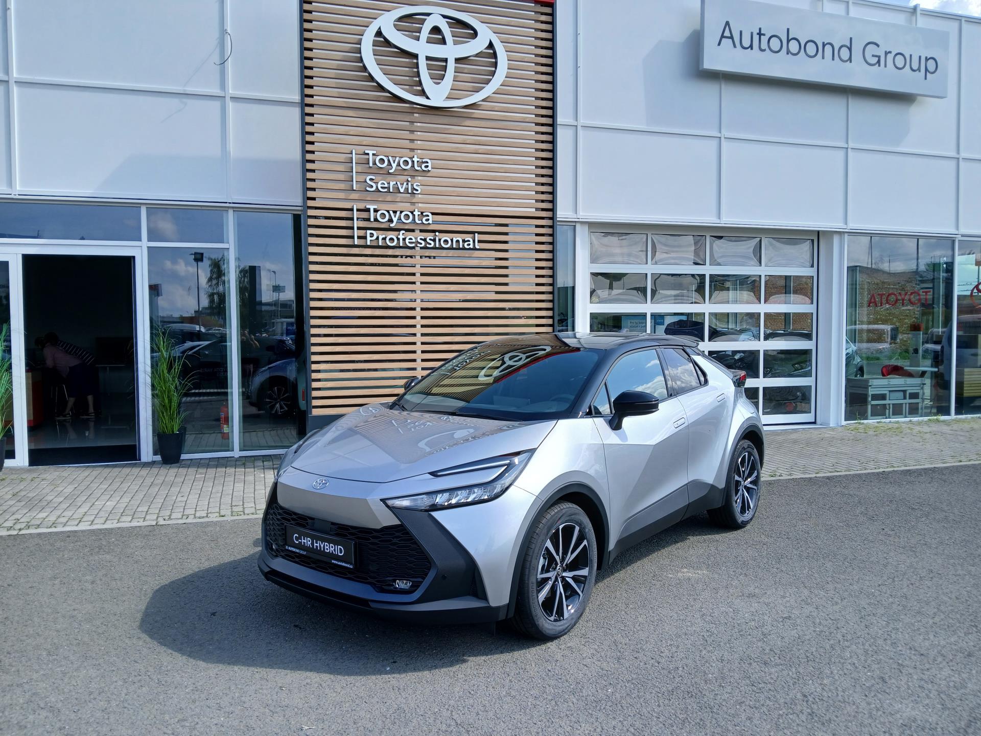 Toyota C-HR 1.8 HEV, CVT