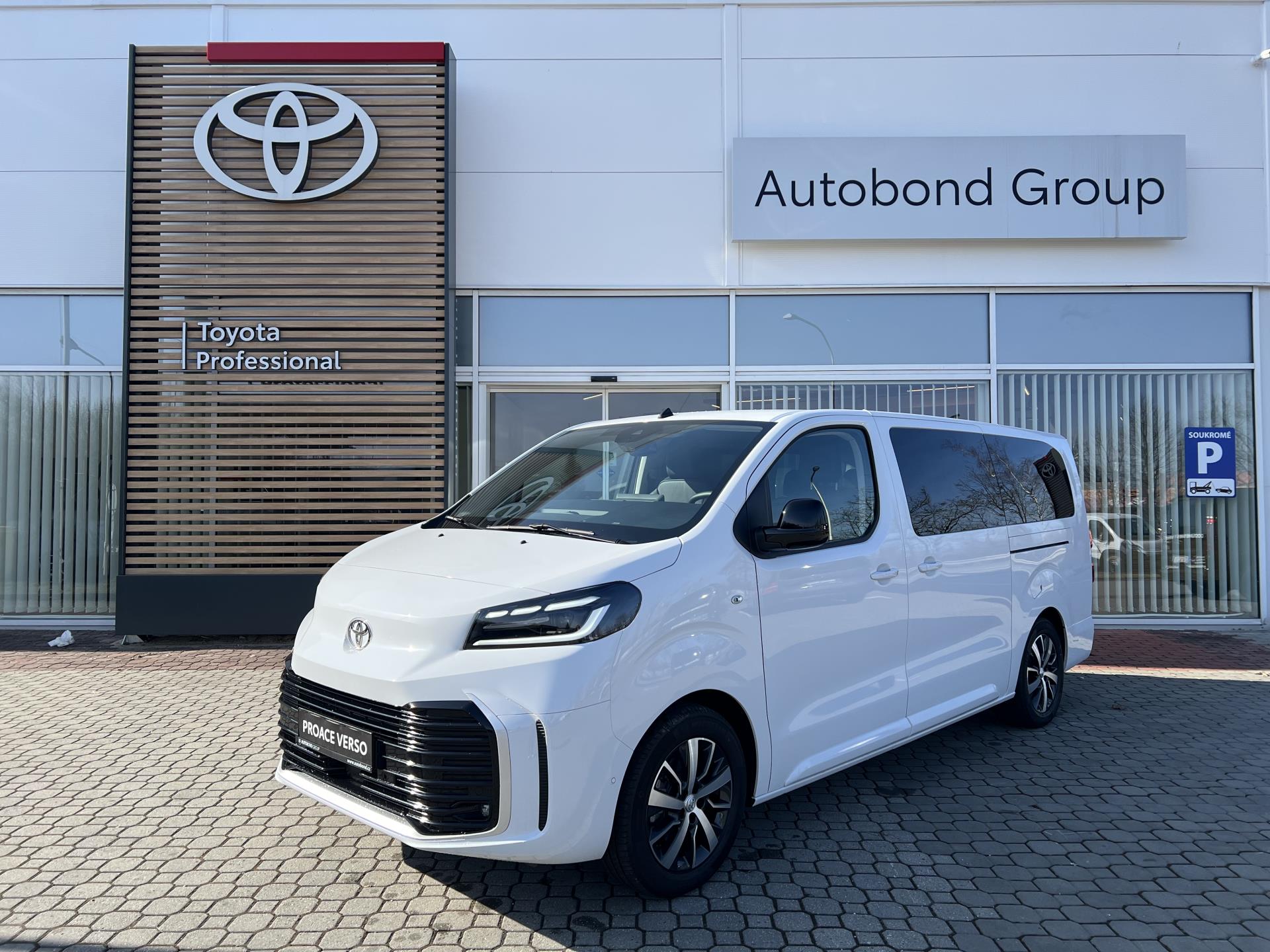 Toyota Proace Verso 2.0D 8AT VIP 7S CAMPING