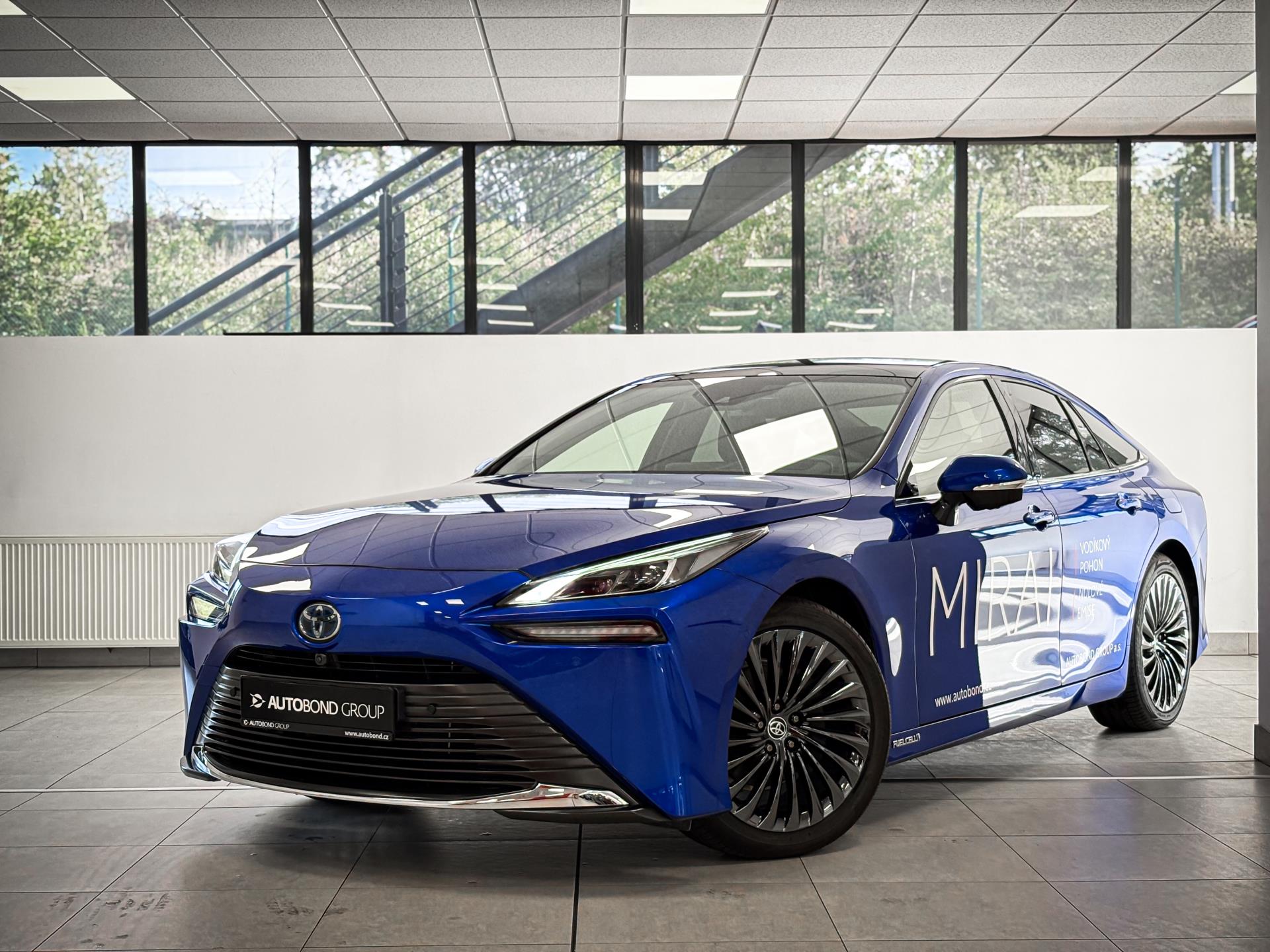 Toyota Mirai Executive VIP black