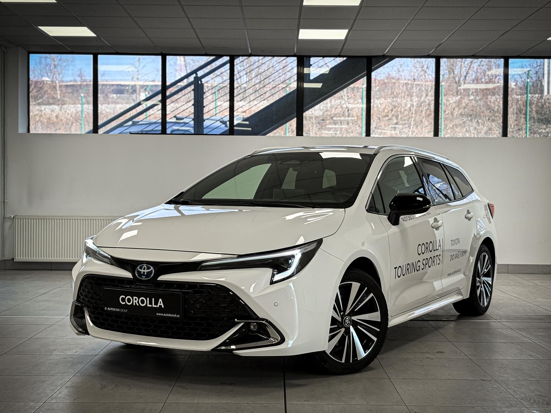 Toyota Corolla 2,0 hev (4×2), Style