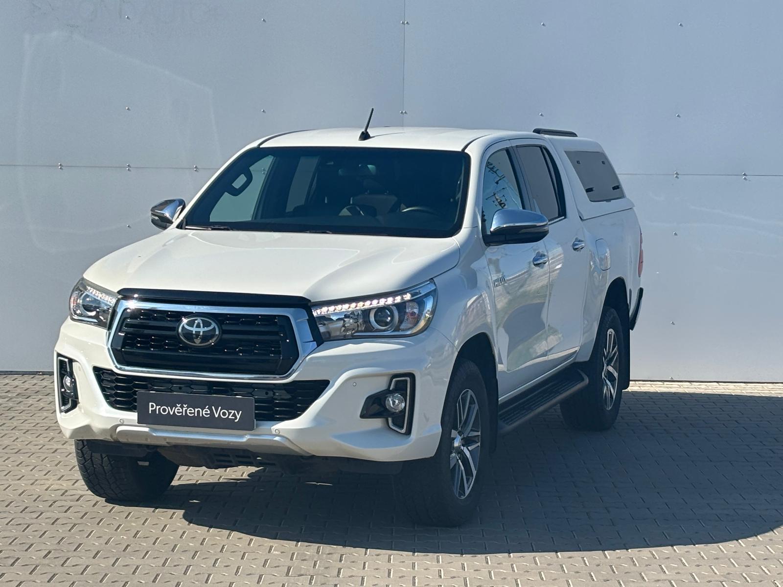 Toyota Hilux 2.4 D-4D Double Cab 4×4 Adventure AT