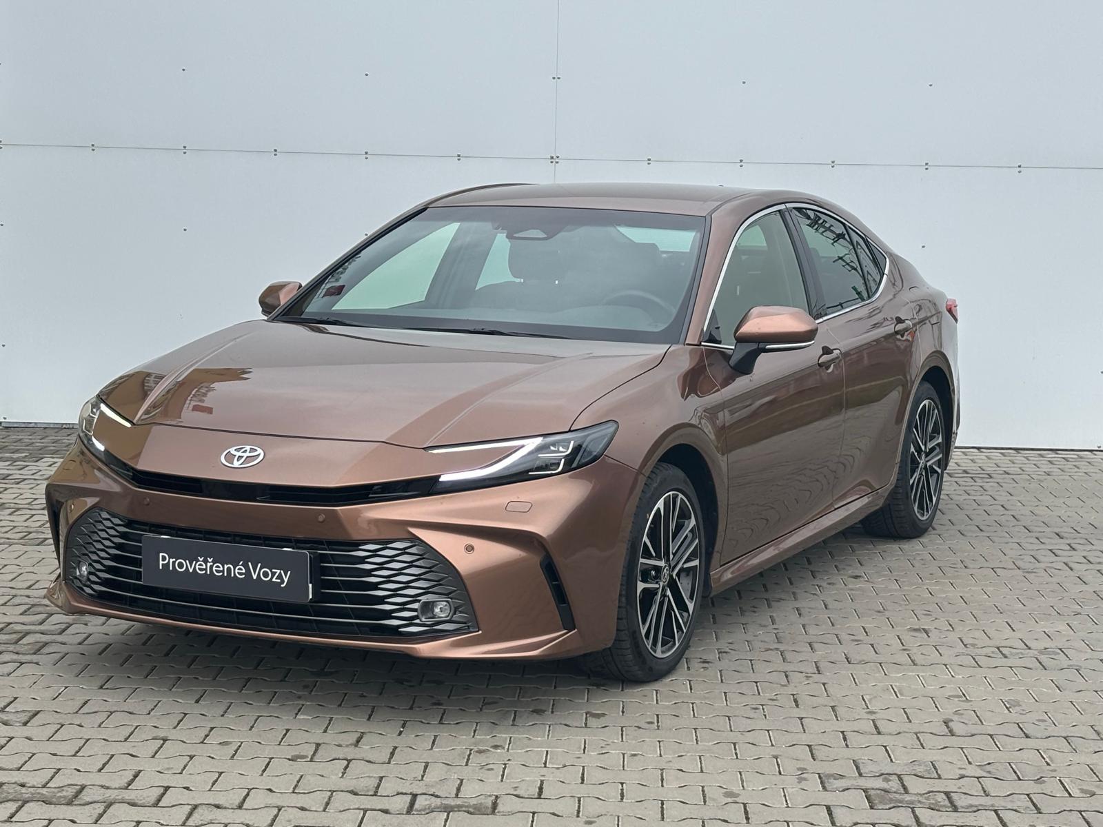 Toyota Camry 2.5 Hybrid e-CVT Prestige