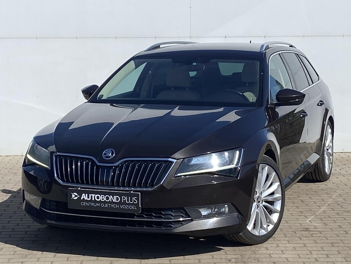 Škoda Superb 2.0 TDI / 140 kW Style Plus