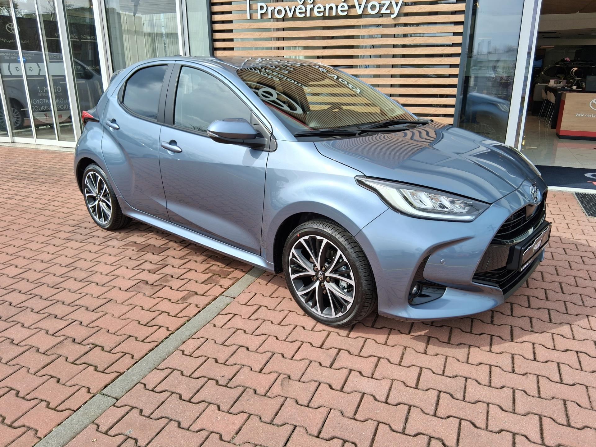 Toyota Yaris 1,5 HEV 116 K STYLE + PAKET PROTECTION