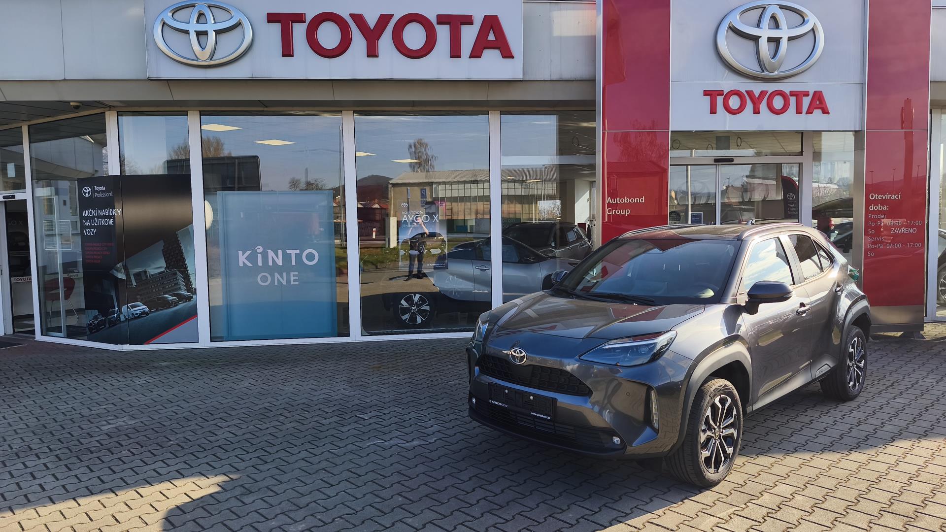 Toyota Yaris Cross 1.5 HEV STYLE 4X4