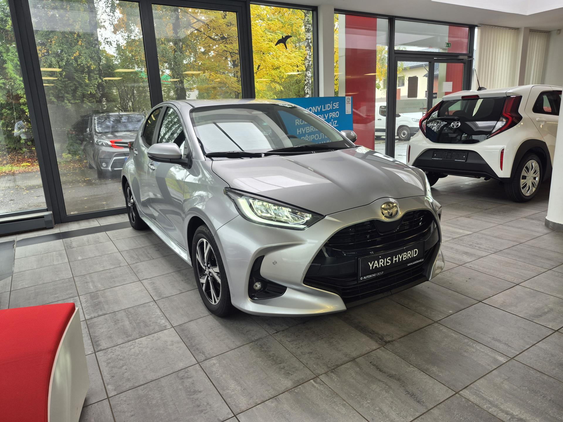 Toyota Yaris Style 1.5 Hybrid (116 k)