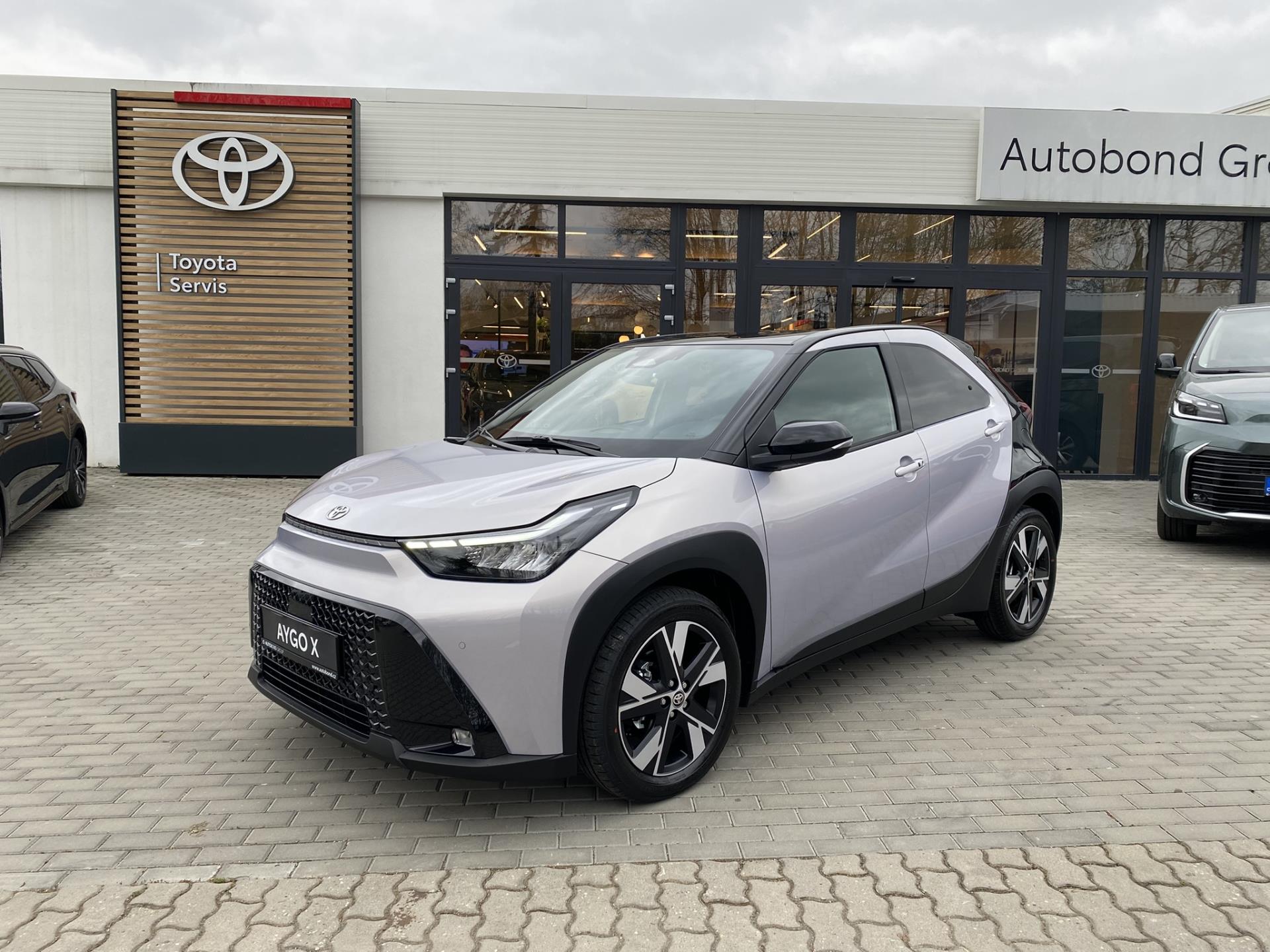 Toyota Aygo X 1.5 HEV STYLE SMART