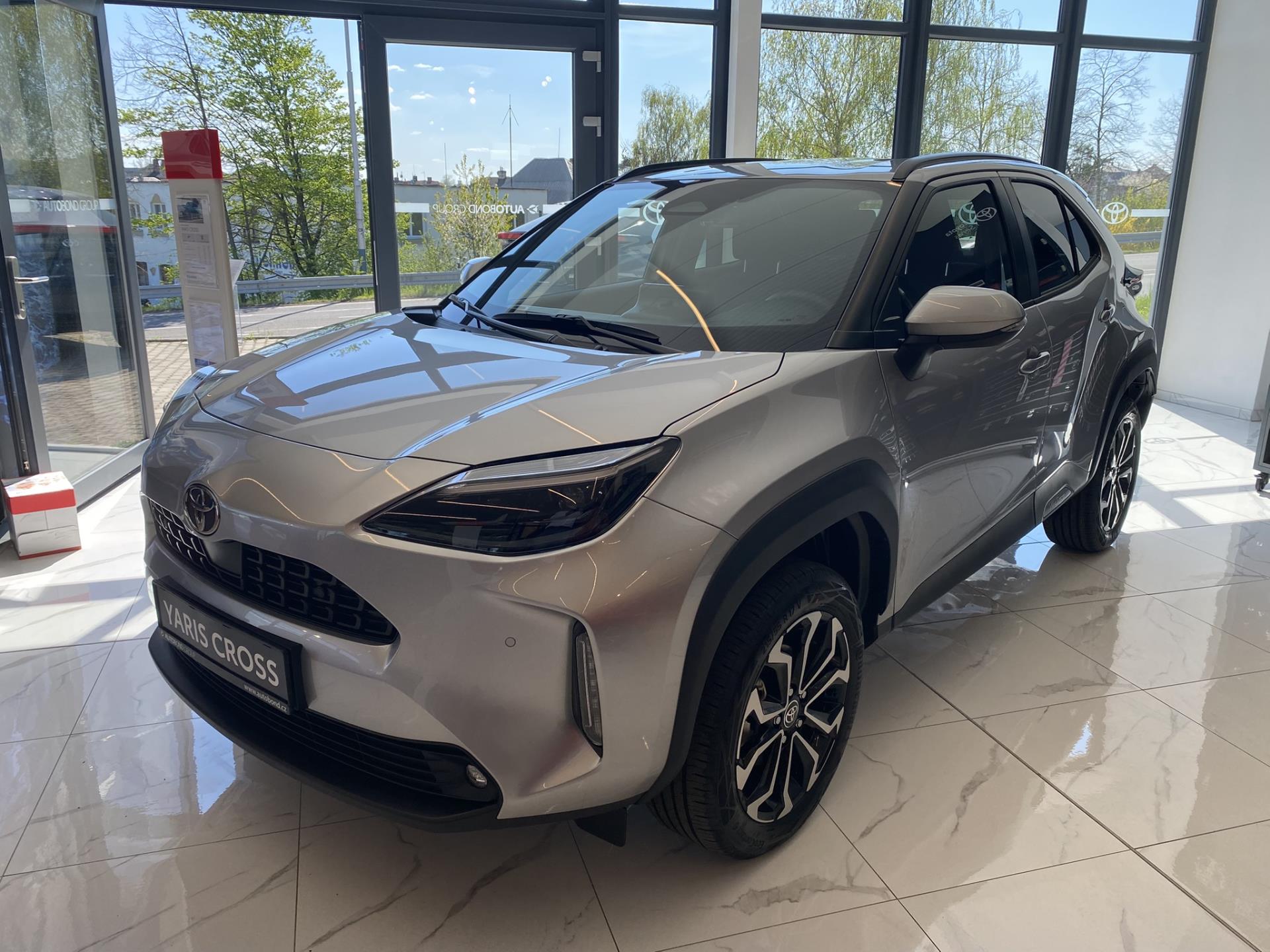 Toyota Yaris Cross 1.5 HEV STYLE