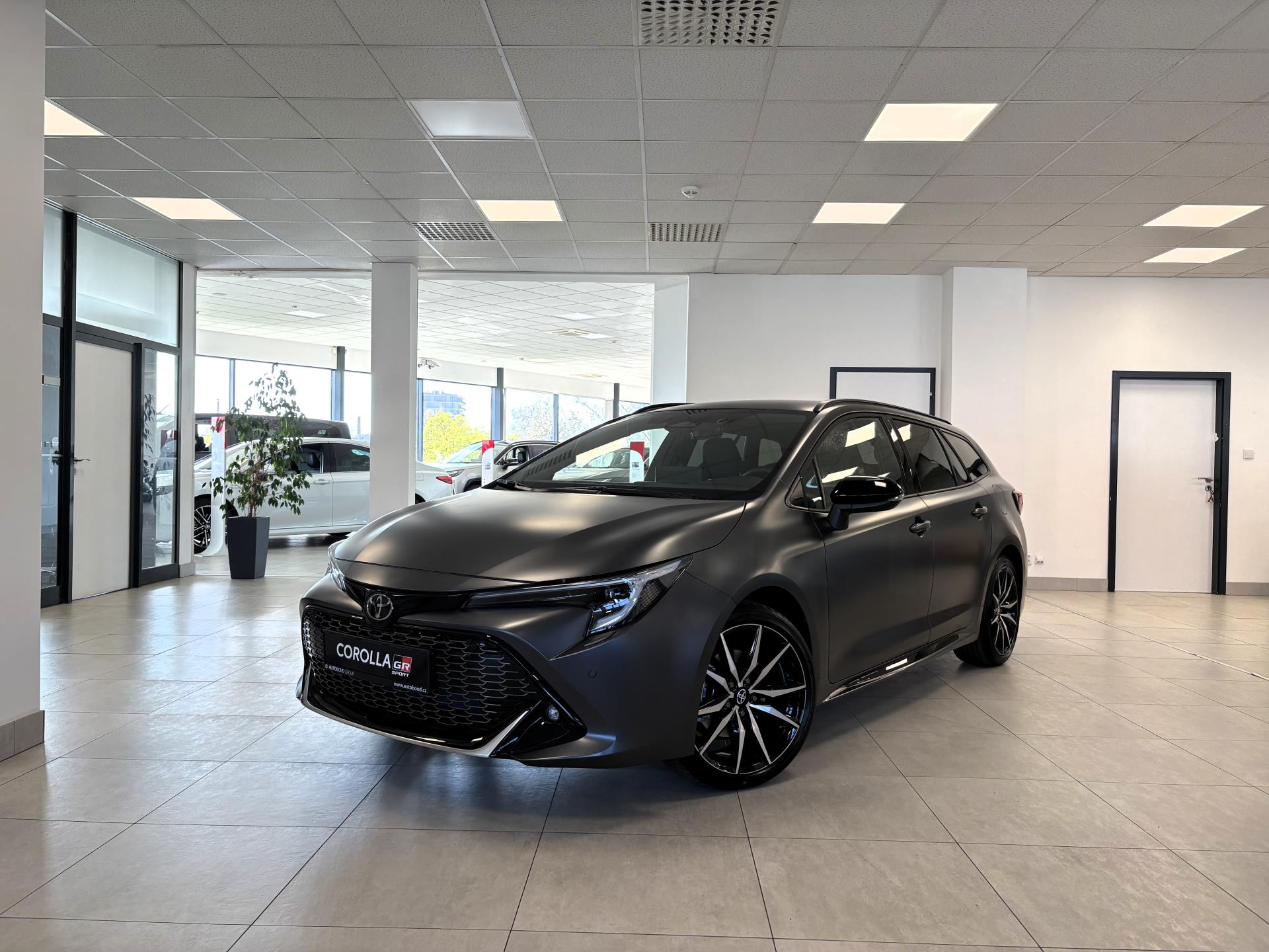 Toyota Corolla 2.0 Hybrid e-CVT, GR SPORT