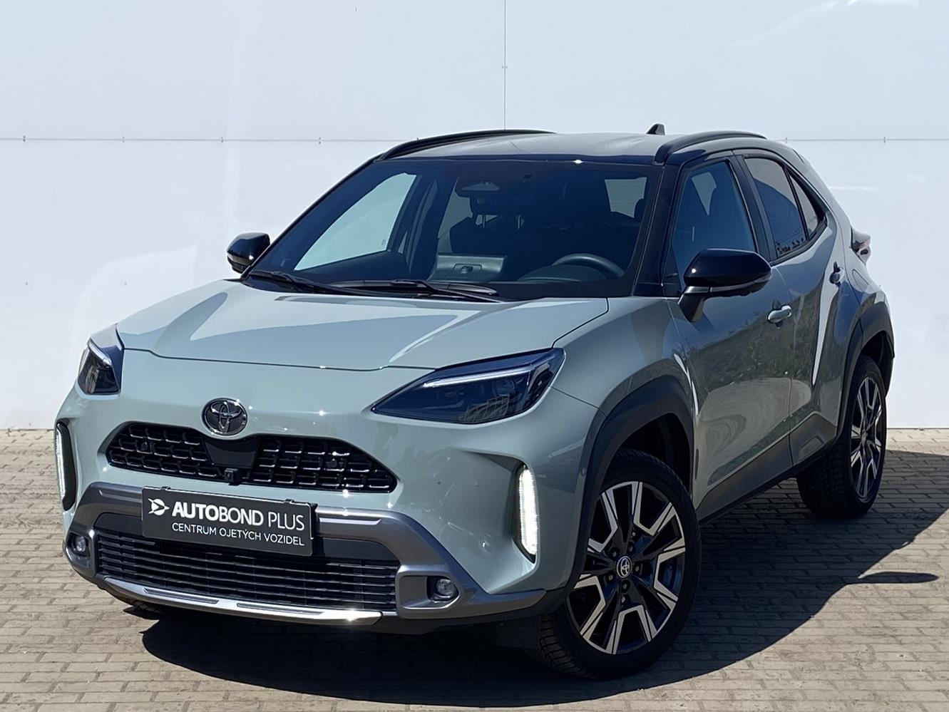 Toyota Yaris Cross 1.5 HSD 130k e-CVT AWD Premier Edition