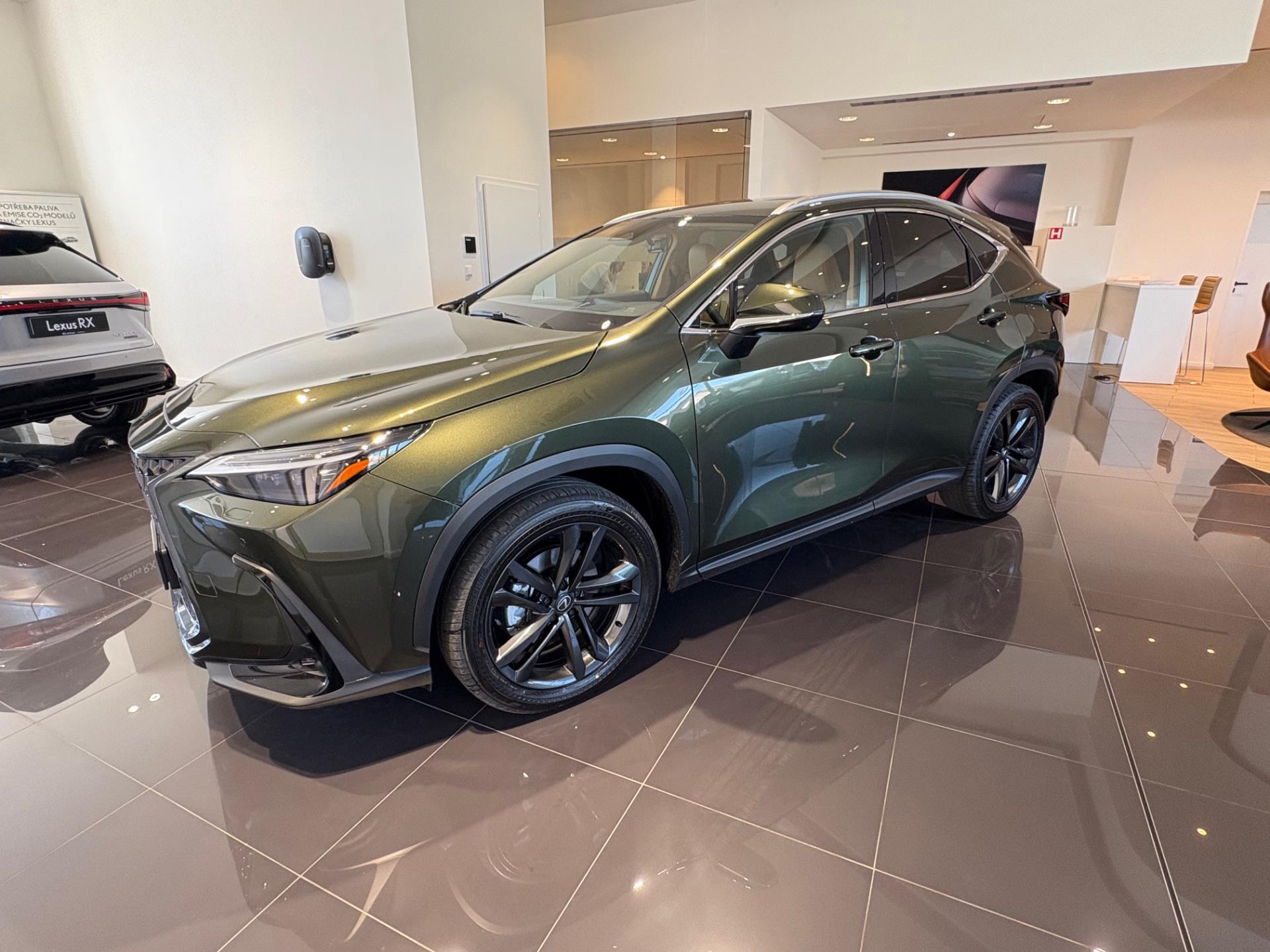 Lexus NX 350h Executive Top