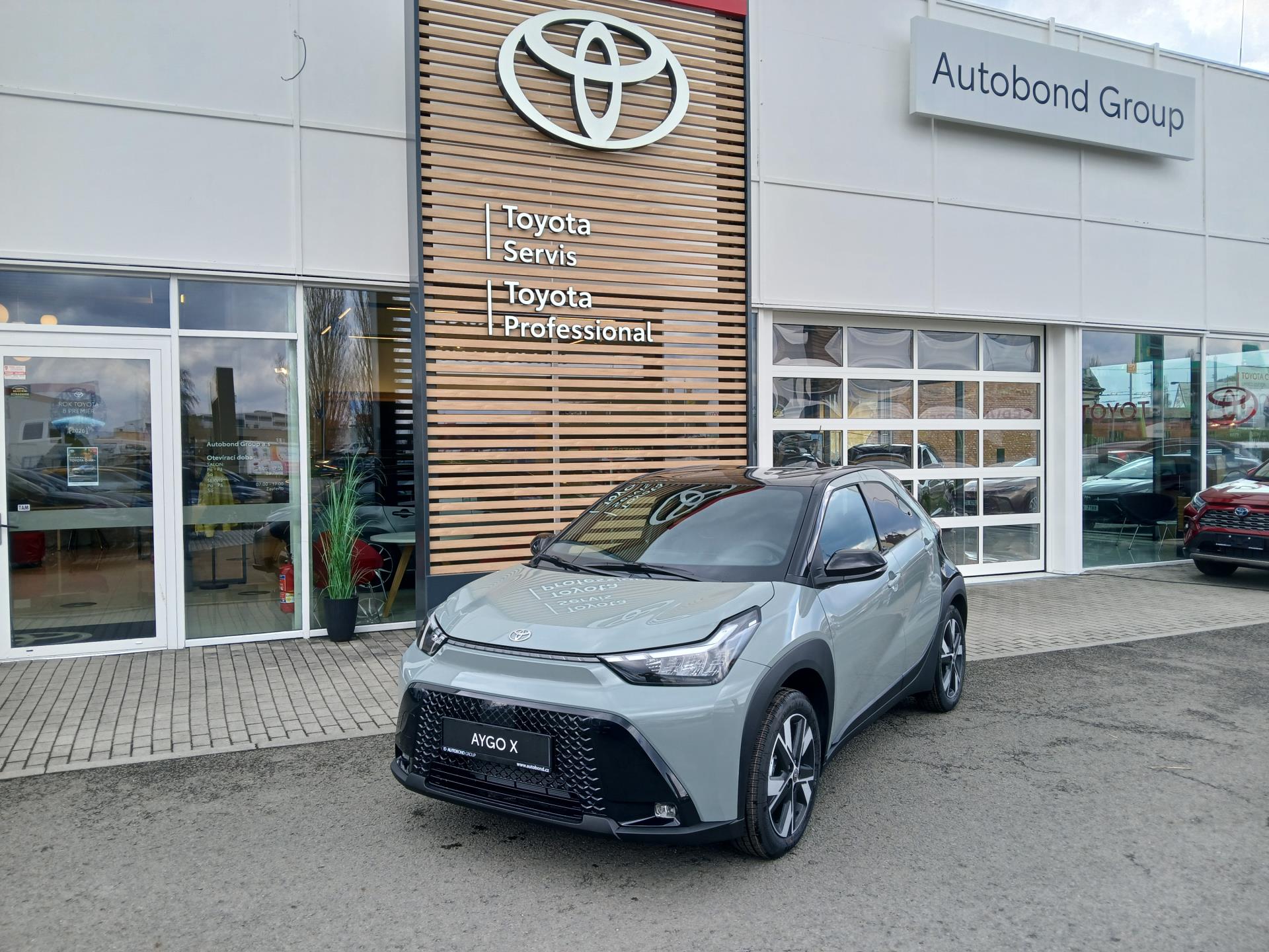 Toyota Aygo X Style 1,5 HEV CVT 115k