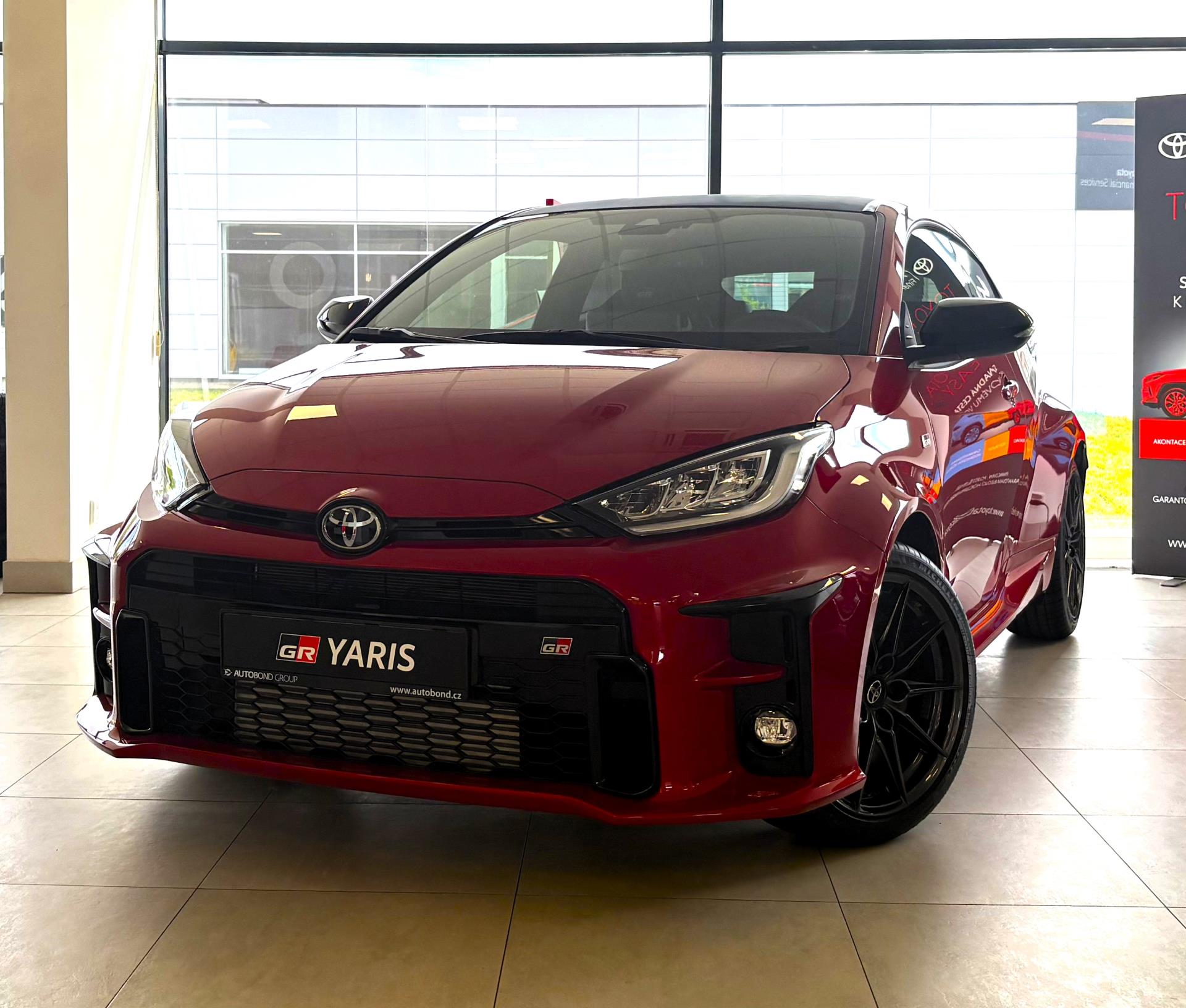 Toyota GR Yaris 1,6L MT 4×4, Dynamic + Sport paket