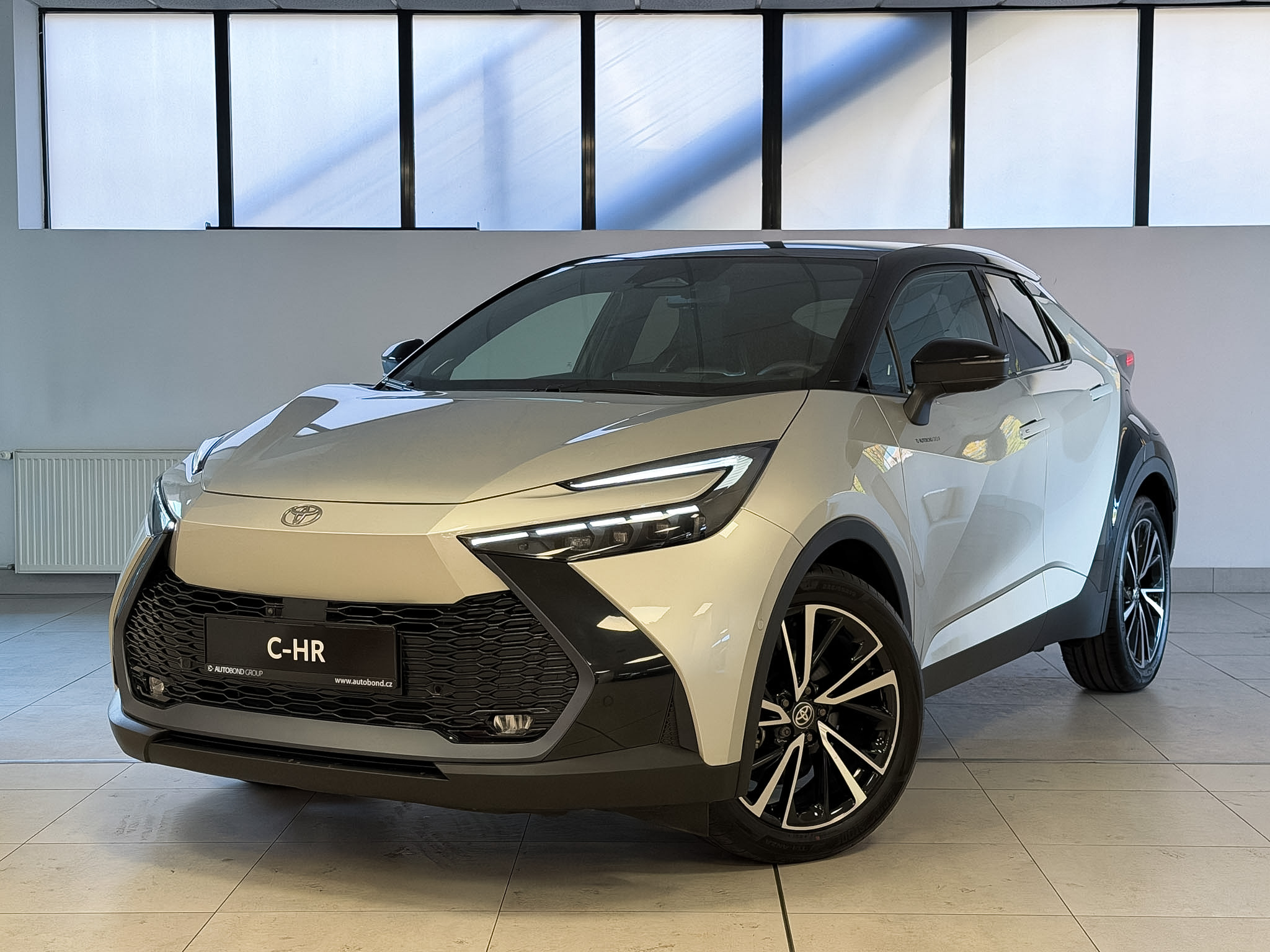 Toyota C-HR, 2.0 HEV, e-CVT Executive Prem. edi.