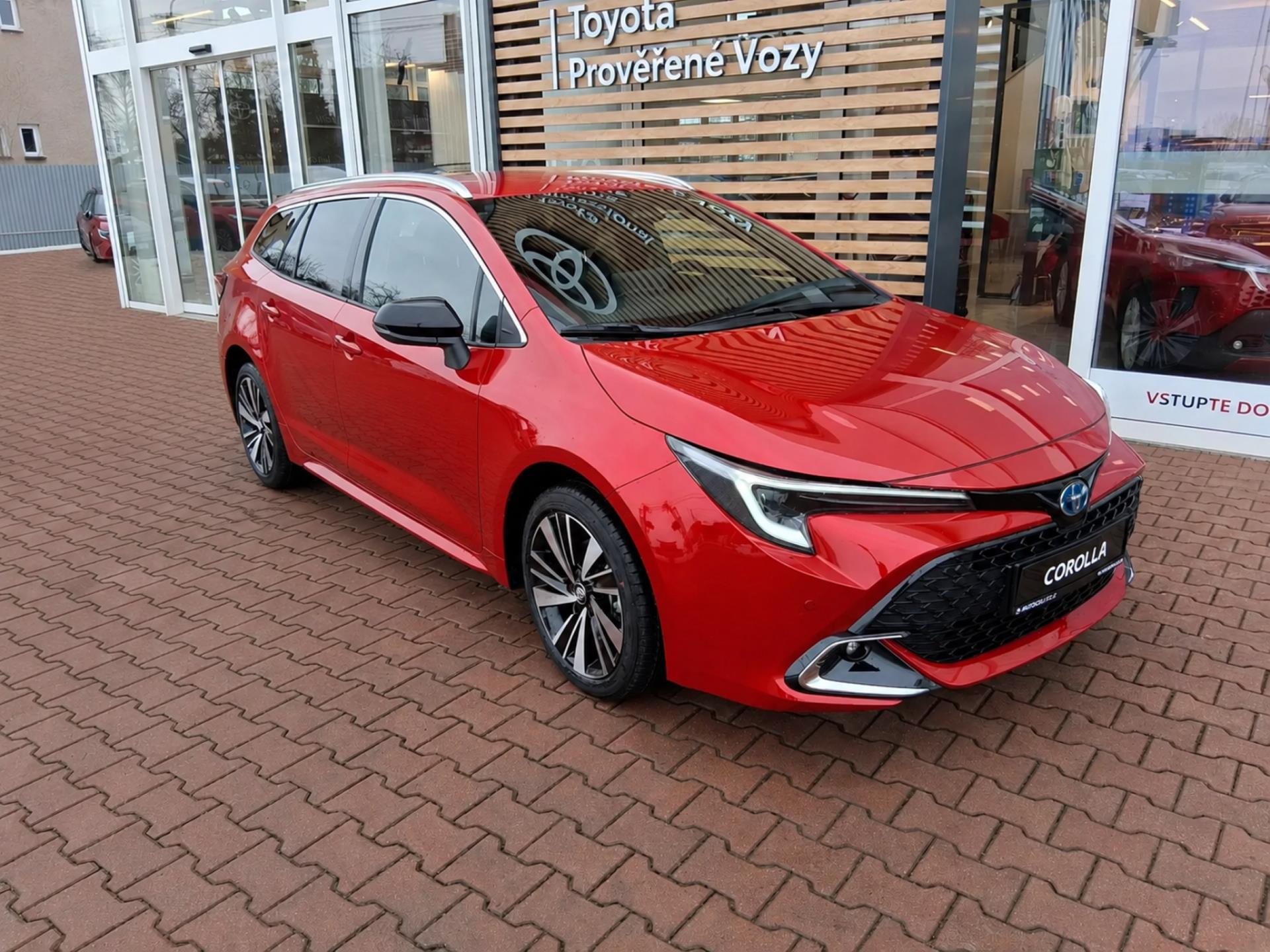 Toyota Corolla 1,8 HEV STYLE