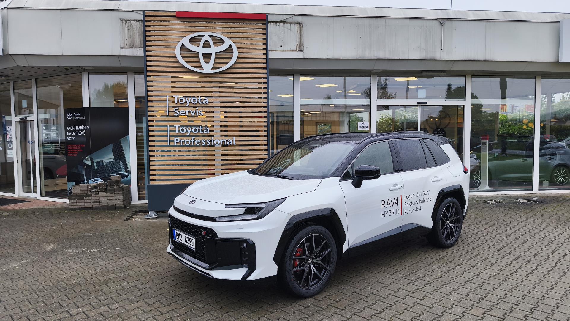 Toyota RAV4 2.5 HEV 4X4 – GR SPORT