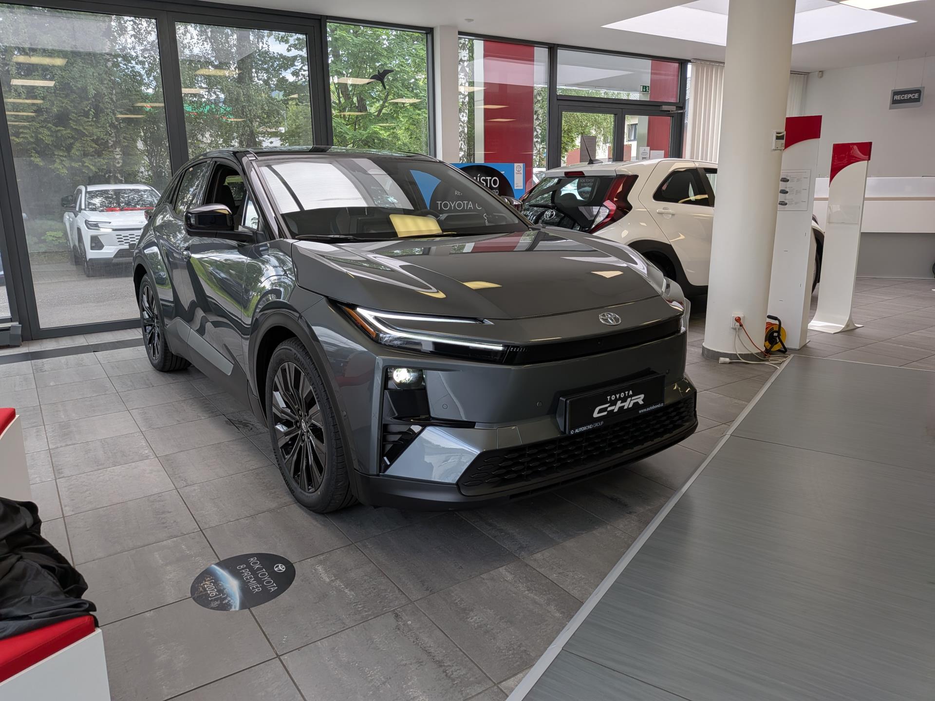 Toyota C-HR EXECUTIVE VIP Elektro 77 kWh 343K, 4×4