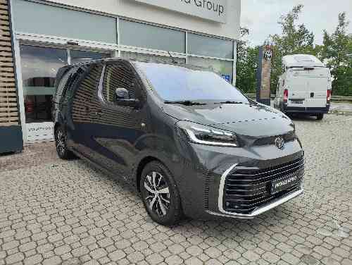 Toyota Proace Verso 2.0D 8AT Family 8S L1 - Autobond Group