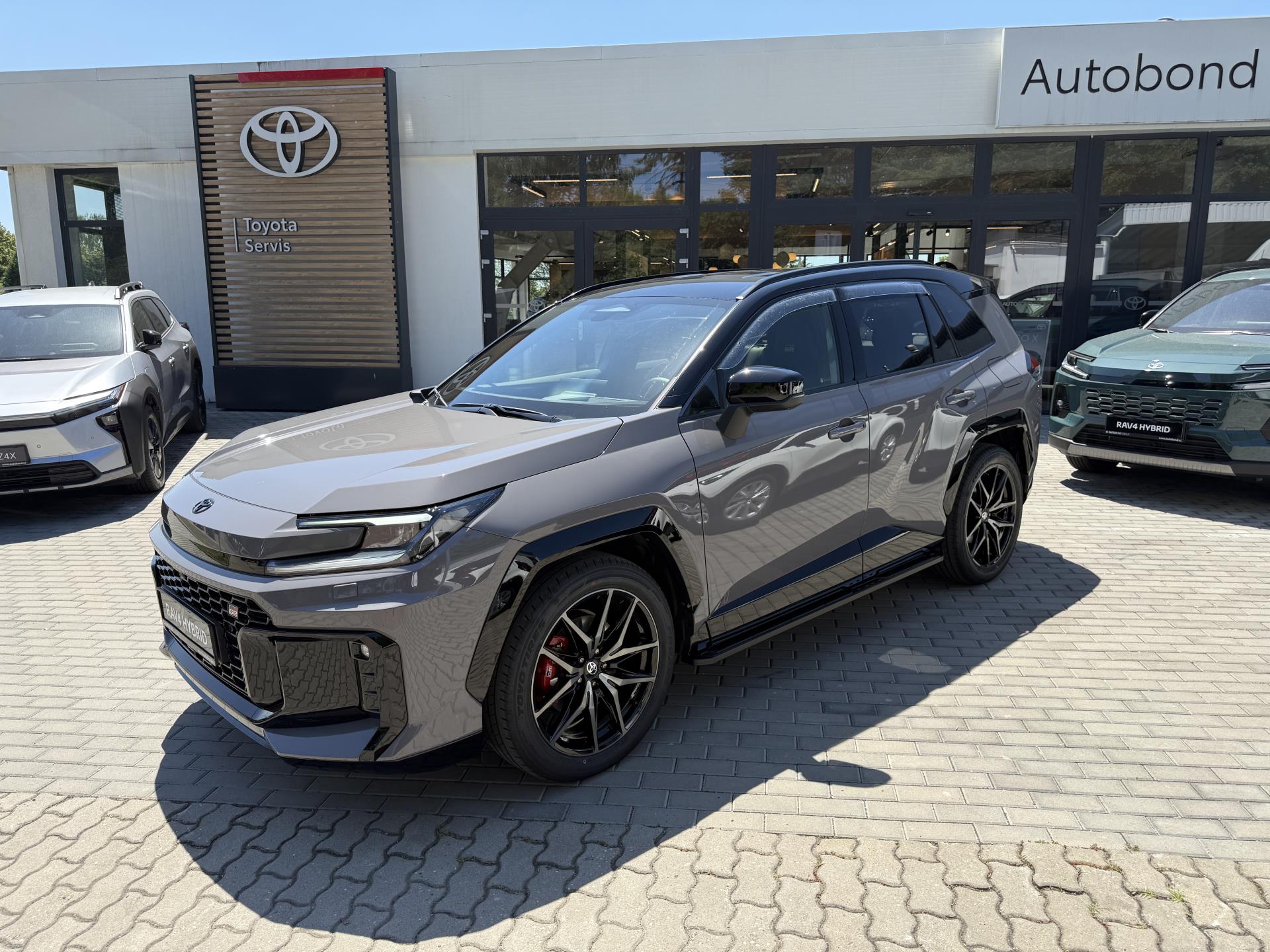 Toyota RAV4 2,5 HEV 4×4 GR SPORT