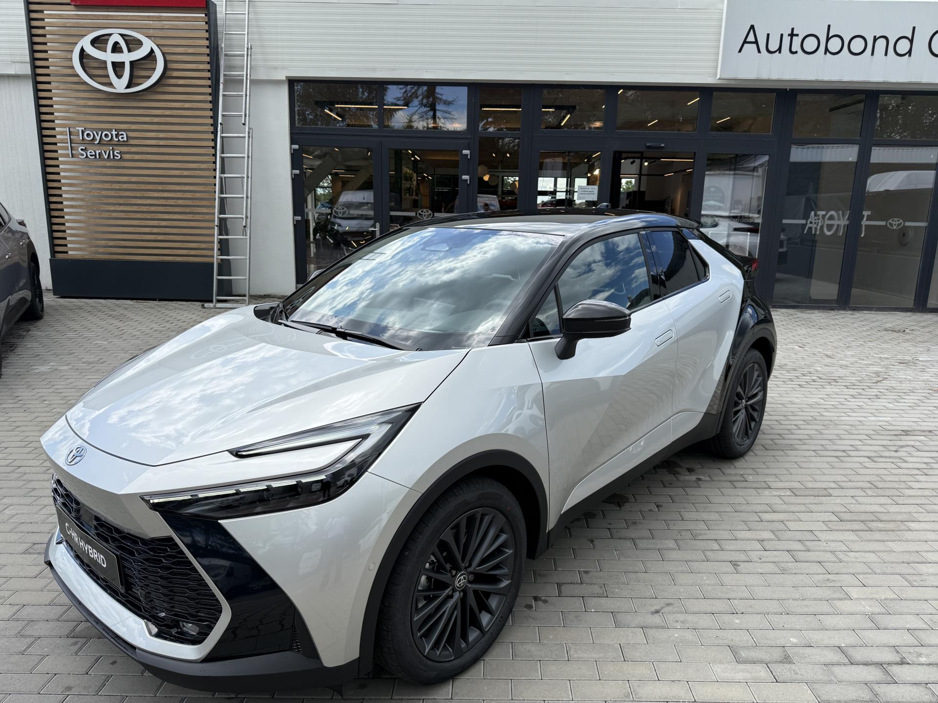 Toyota C-HR 2.0 PHEV TOKYO EDITION