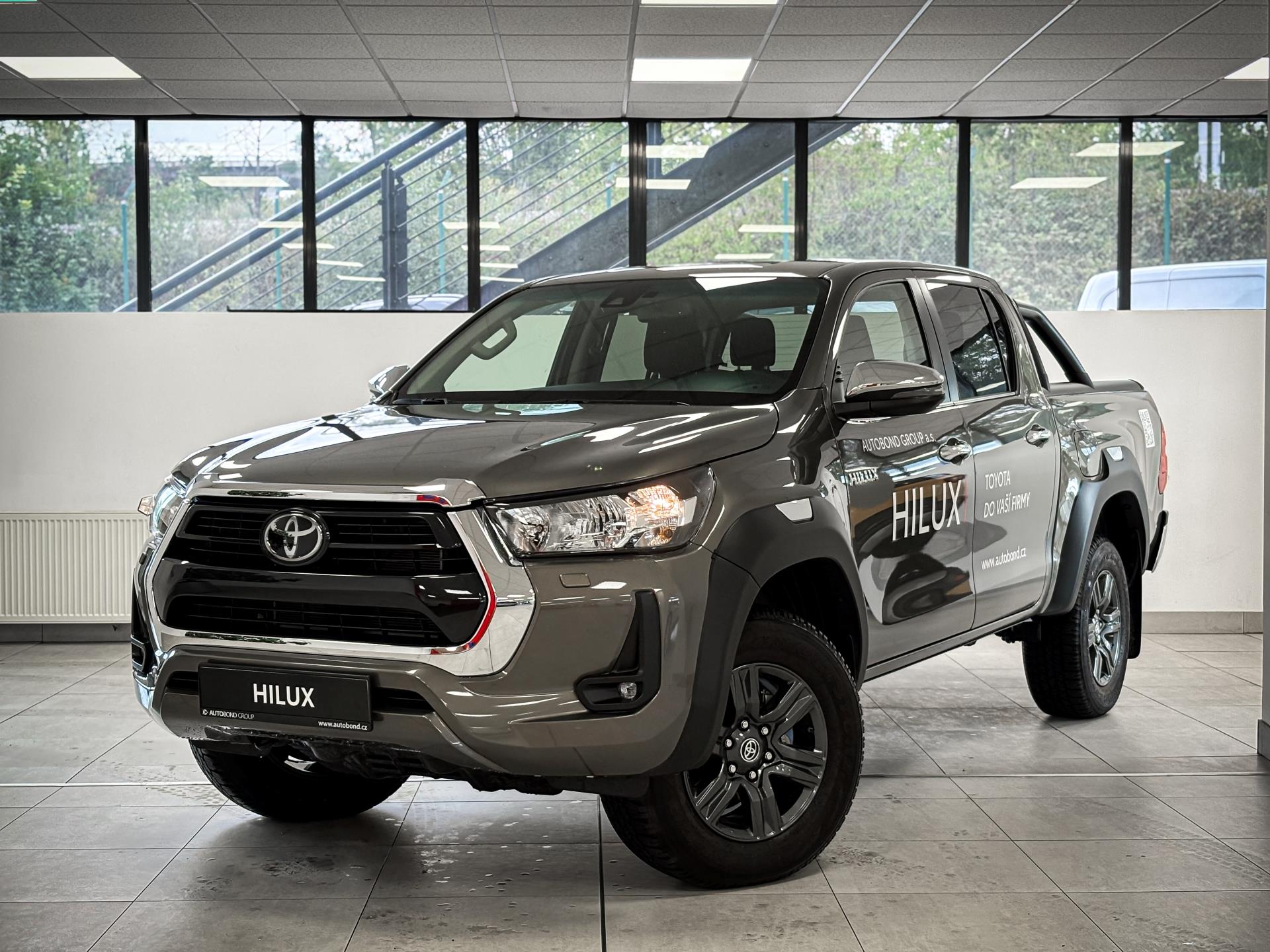 Toyota Hilux 2,8 Diesel, 6st (4×4),4D Double Cab, Invincible+tažné