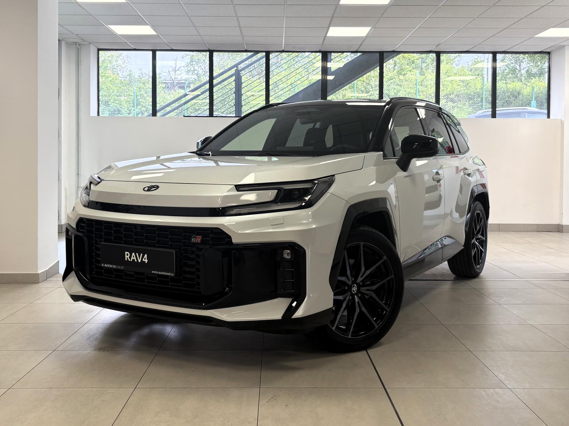 Toyota RAV4 2.5 Hybrid,e-CVT (4×4),GR SPORT SKLADEM