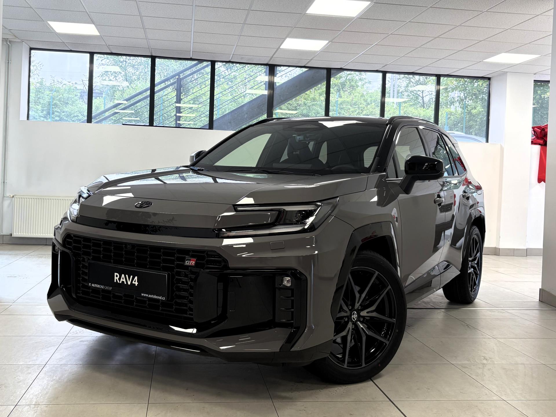 Toyota RAV4 2.5 Hybrid,e-CVT (4×4),GR SPORT, SKLADEM
