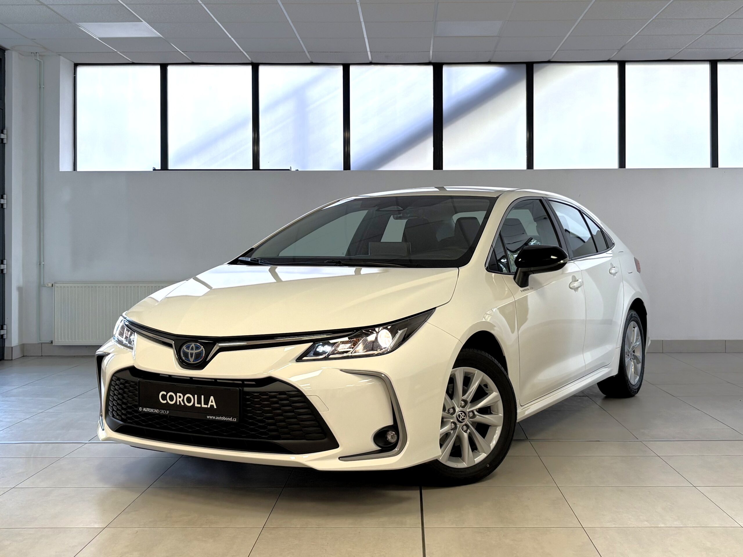 Toyota Corolla 1,8 HEV Comfort !SKLADEM!