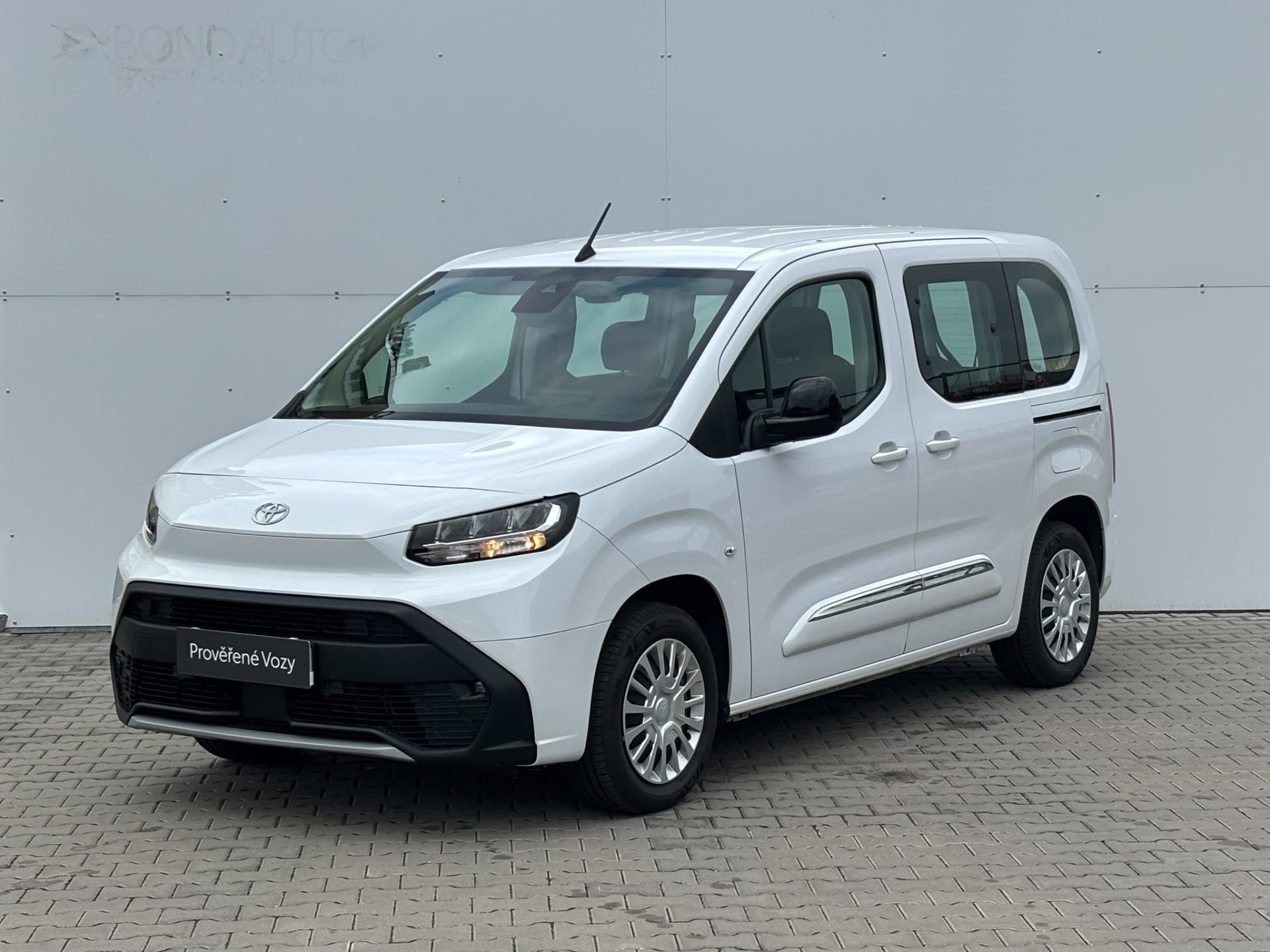 Toyota Proace City Verso 1.2T 110k Short Business