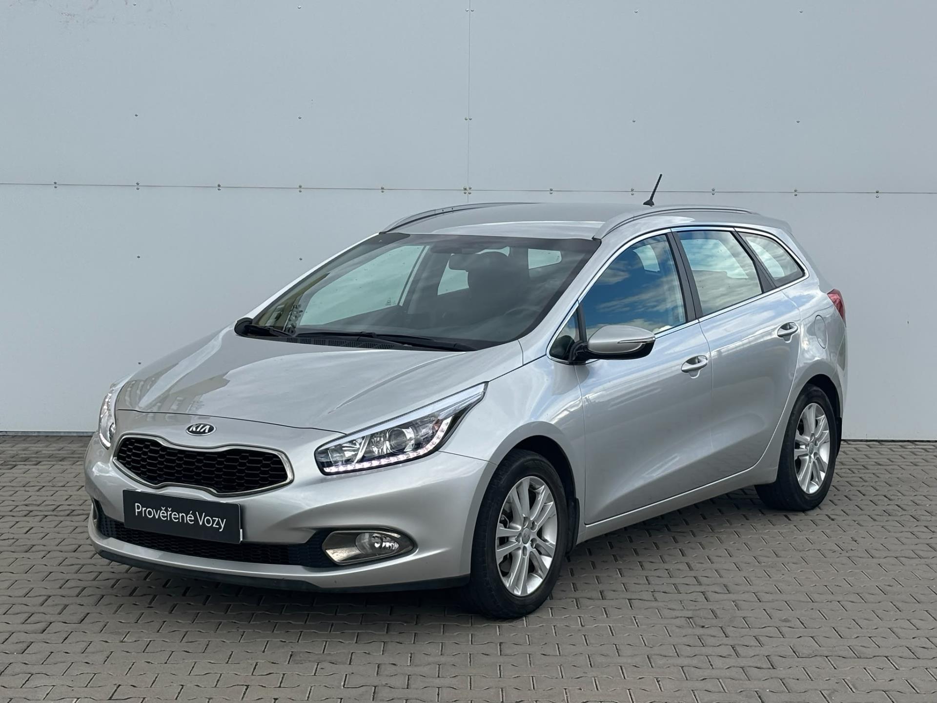 KIA Ceed 1,4 CVVT Exclusive