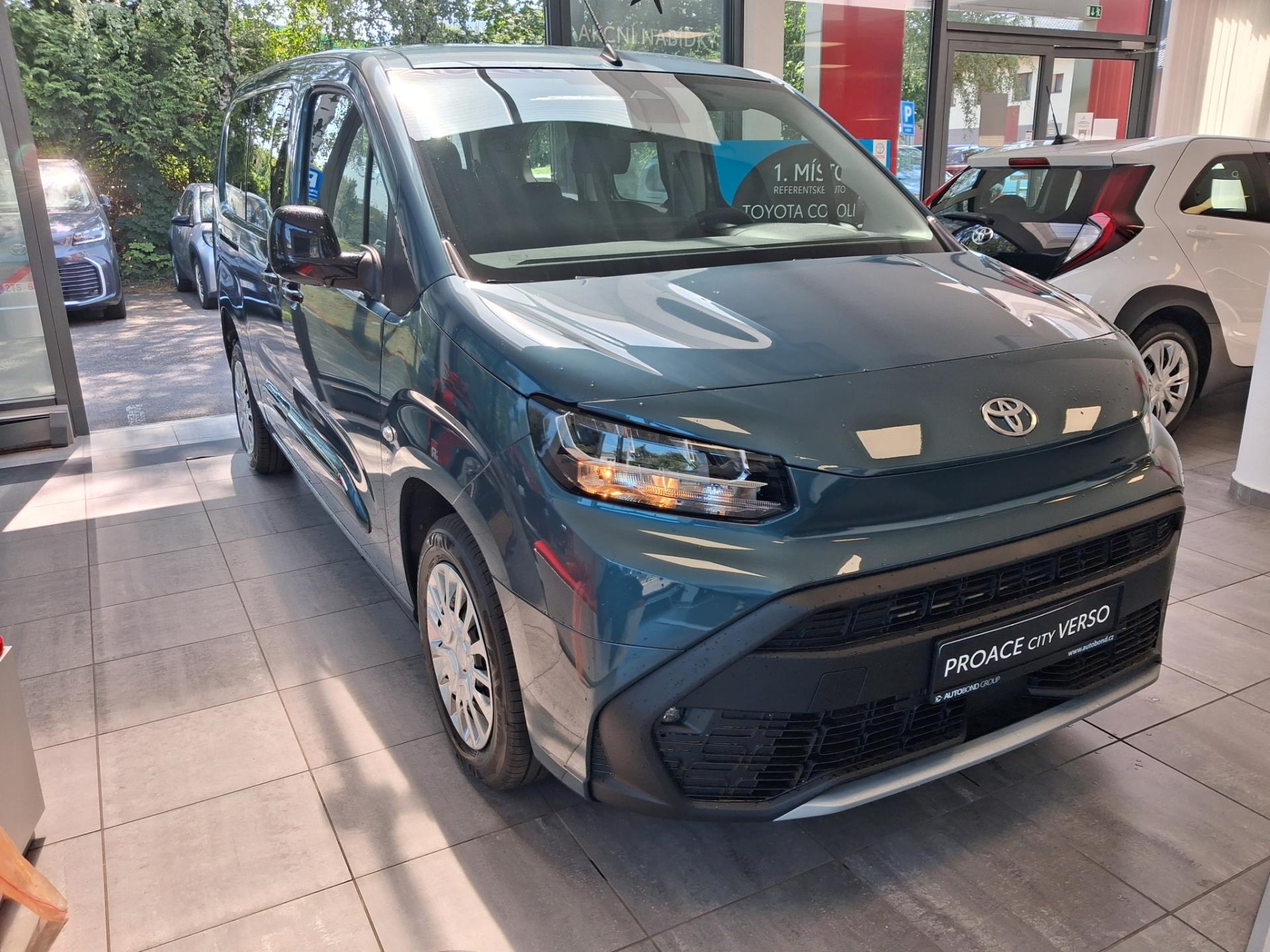 Toyota ProAce Business 7S, 1.2L (110hp)