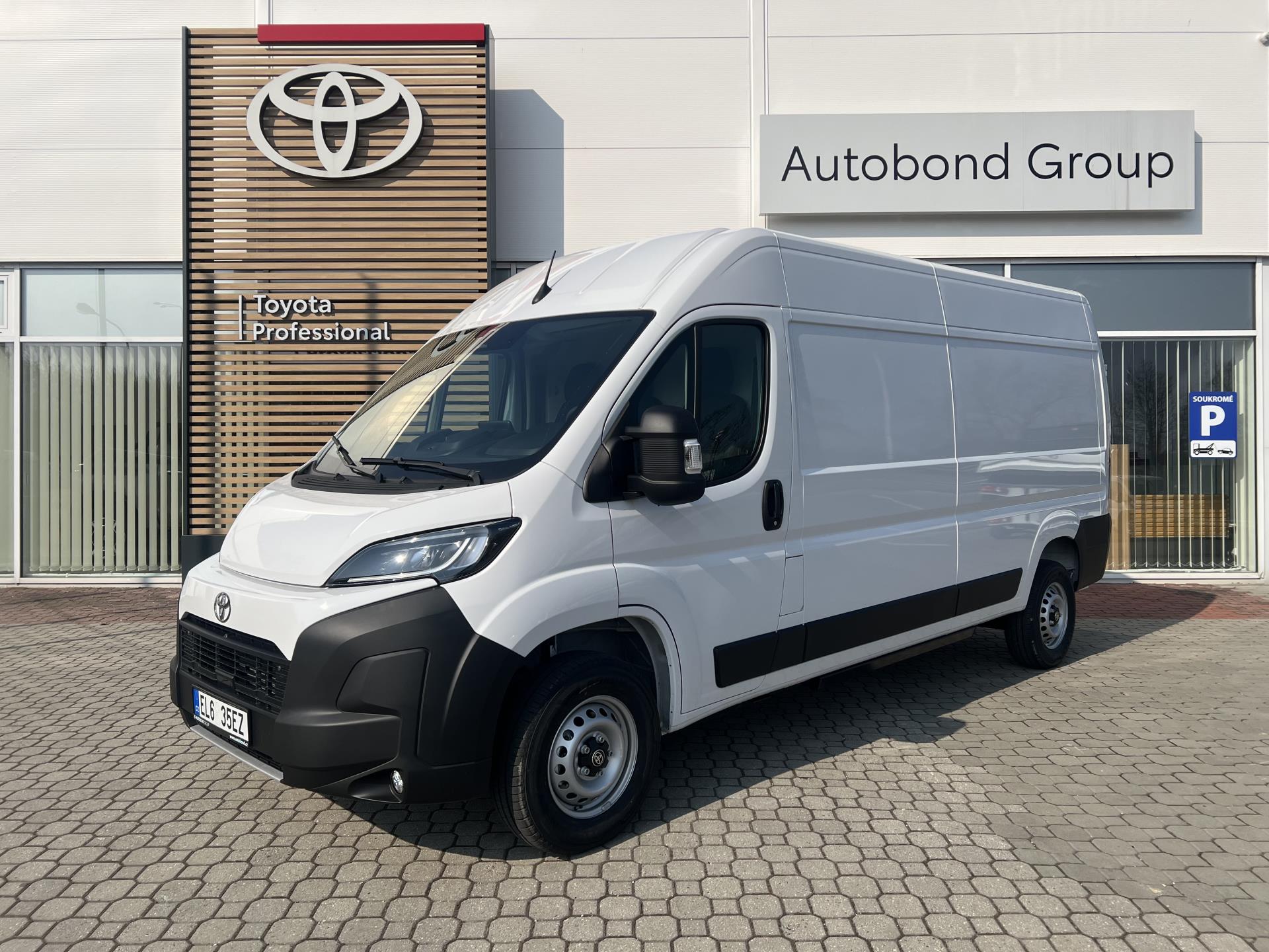 Toyota Proace Max Panel Van L3H2 4D 110kWh