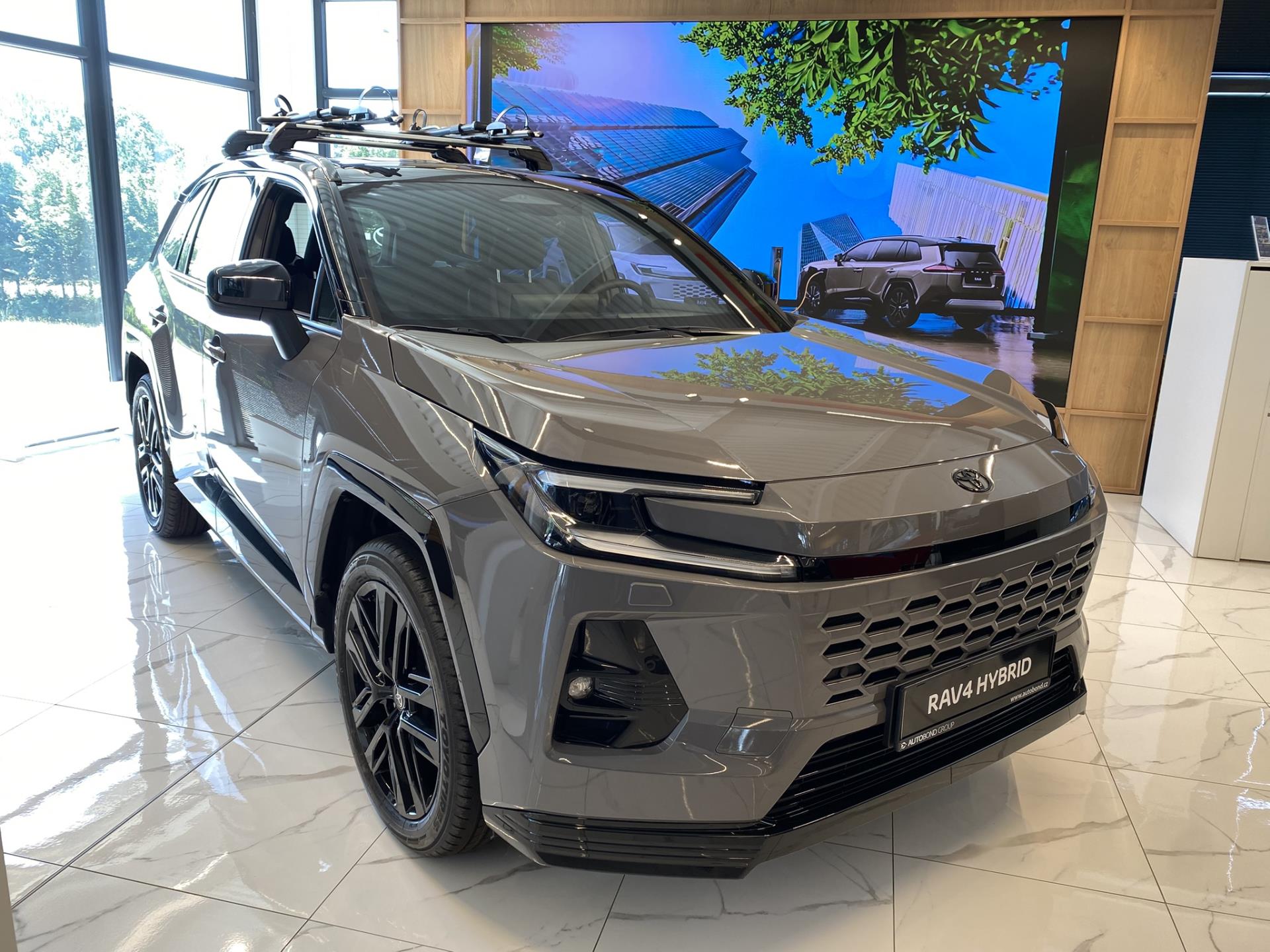 Toyota RAV4 2.5 HEV 4×4 STYLE + tažné