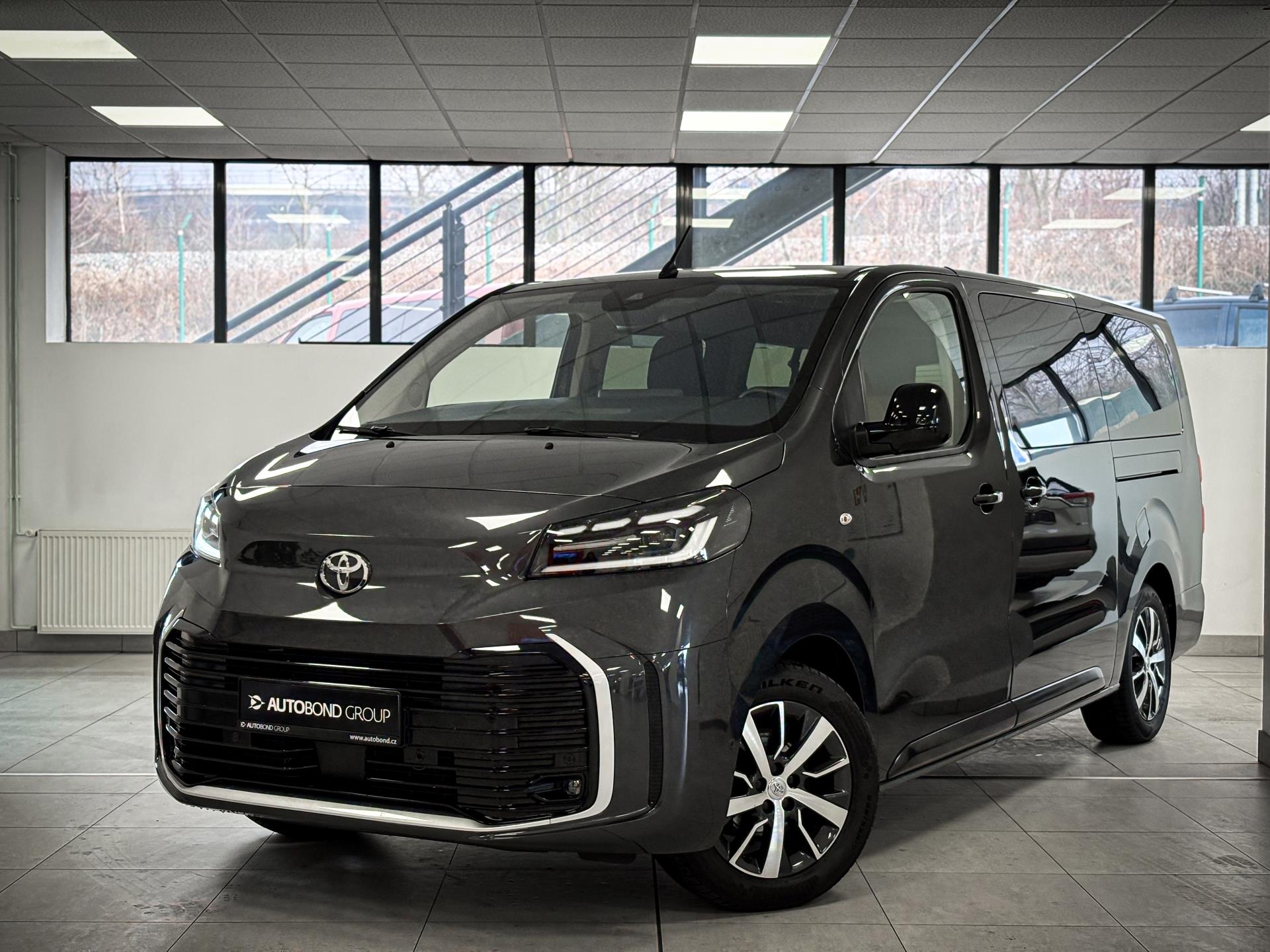 Toyota Proace Verso Family 2.2L Diesel, 8 st.