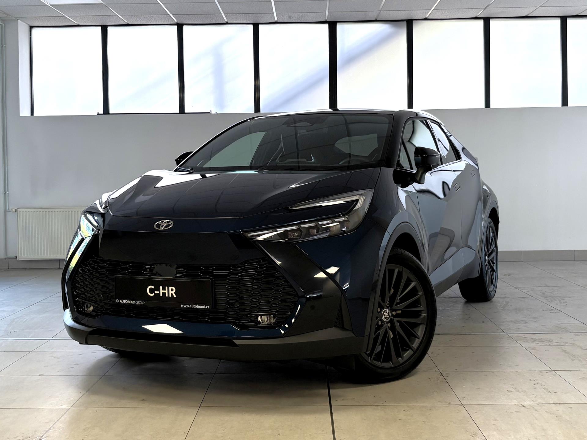 Toyota C-HR Tokyo Edition, 2,0 L.,Plug-in Hybrid