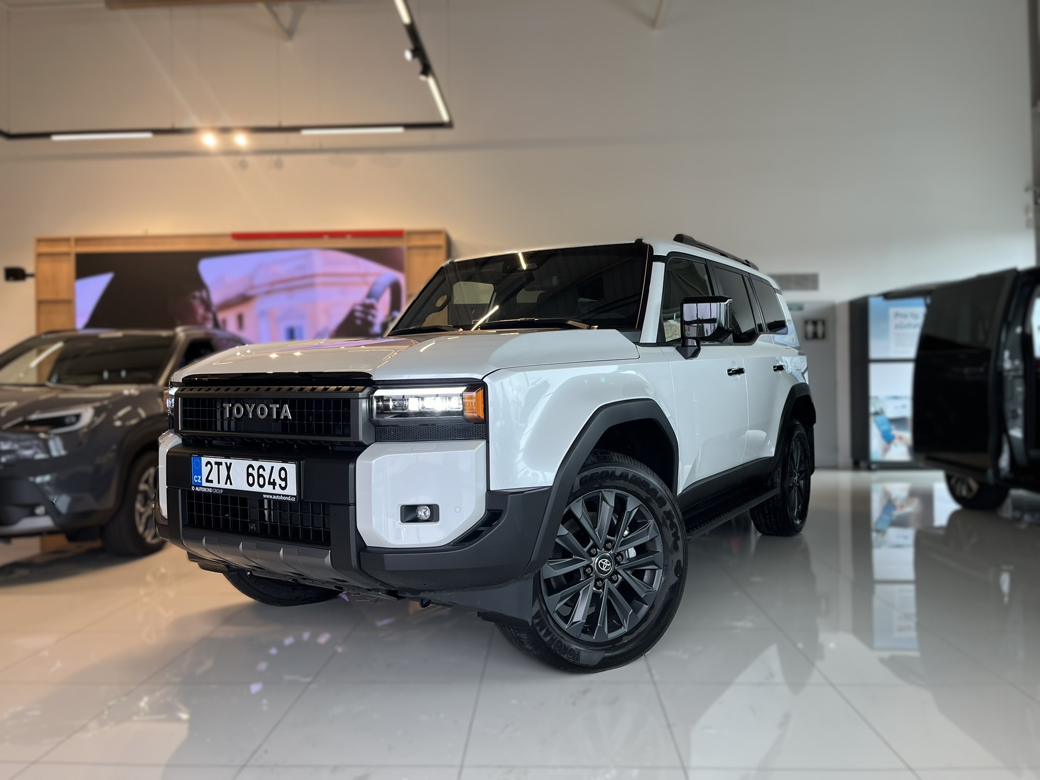 Land Cruiser 2.8D MHEV Executive Skyview | TAŽNÉ