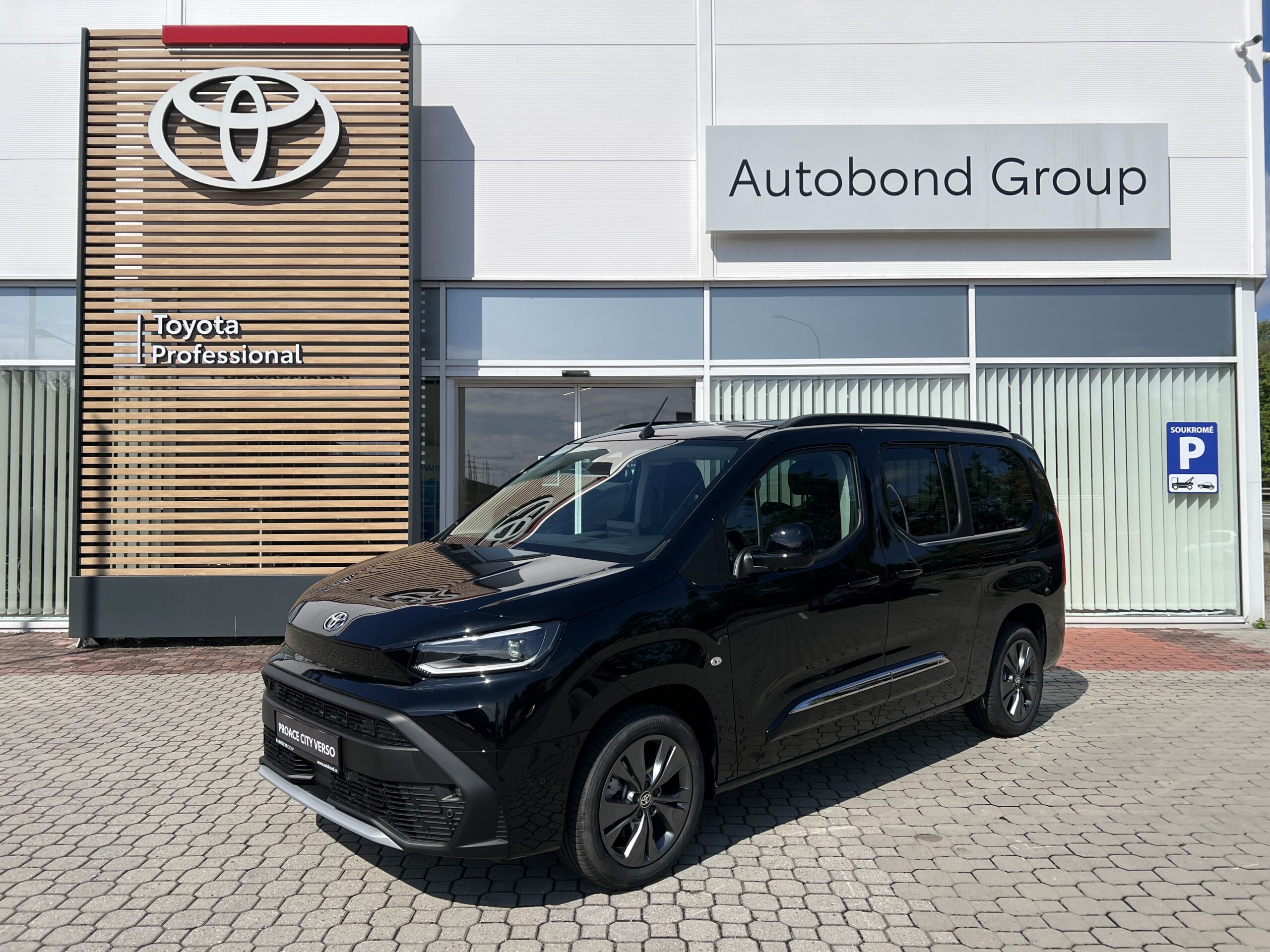 Toyota Proace City Verso 1.2T 6MT VIP 7S