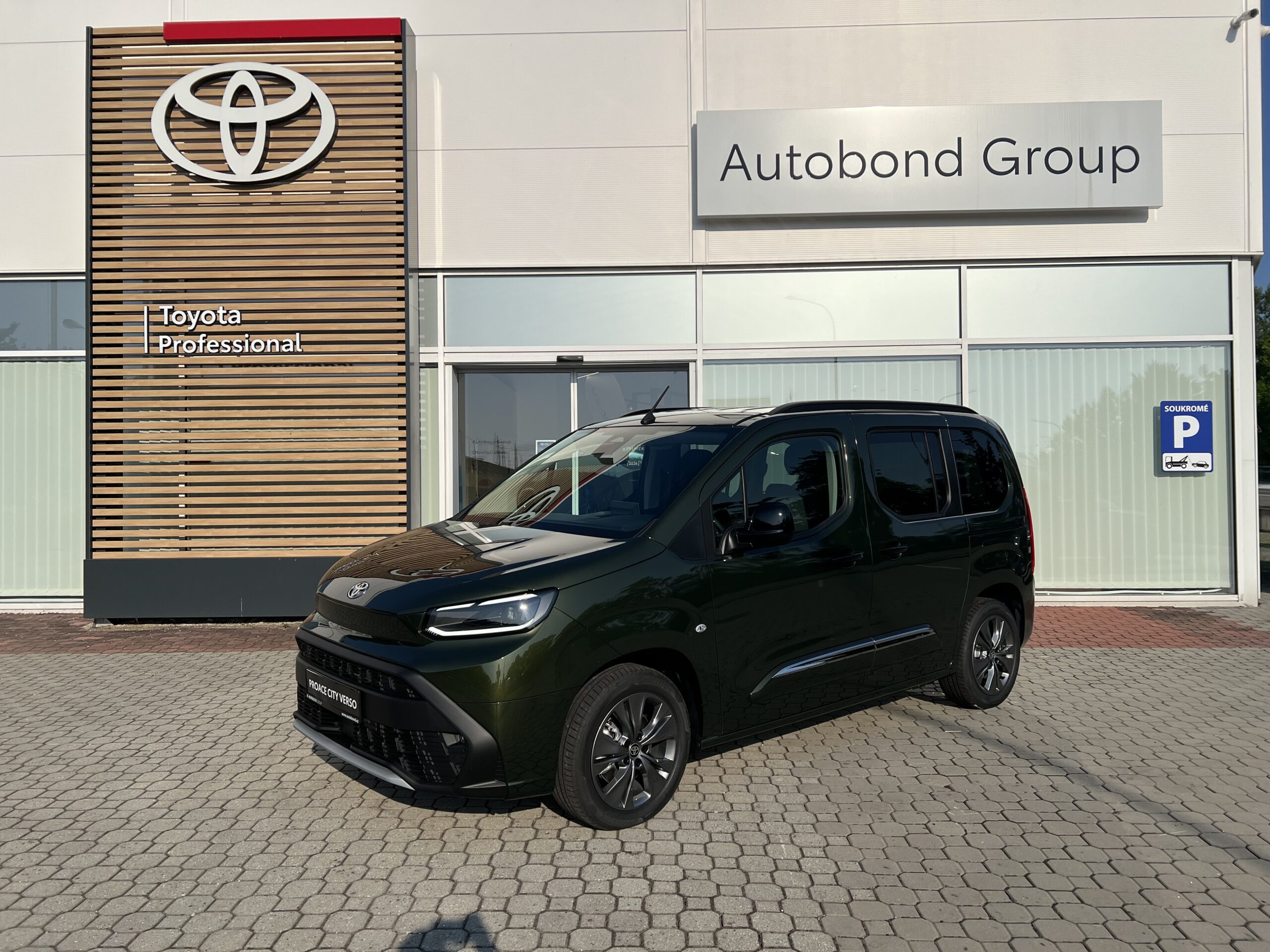Toyota Proace City Verso 1.2T 6MT Family 5S Short