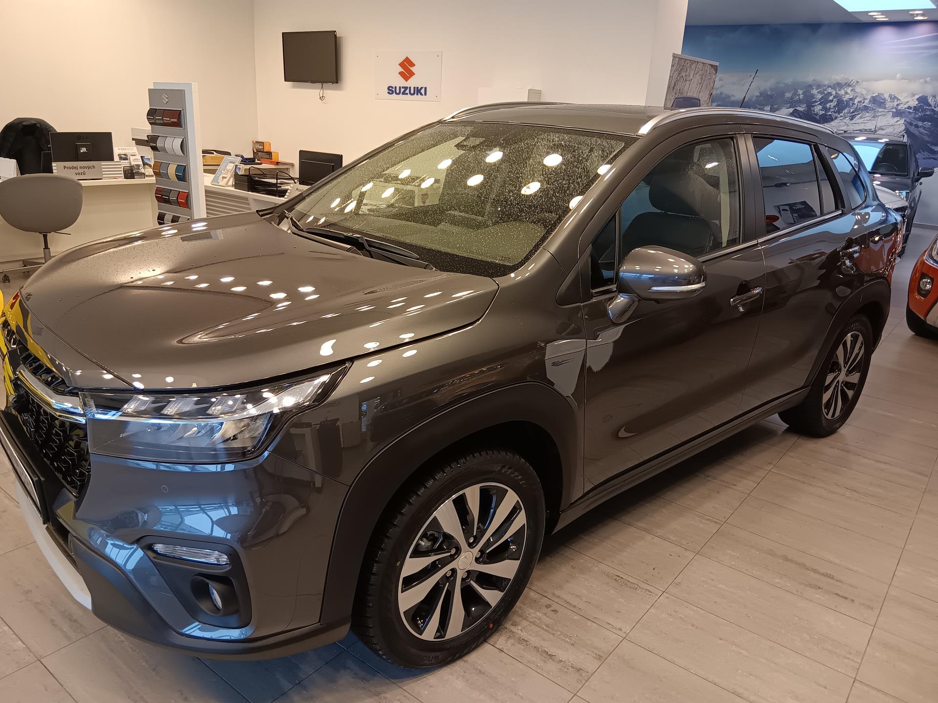 Suzuki S-Cross ELEGANCE 1.4 HYBRID M/T 4×4