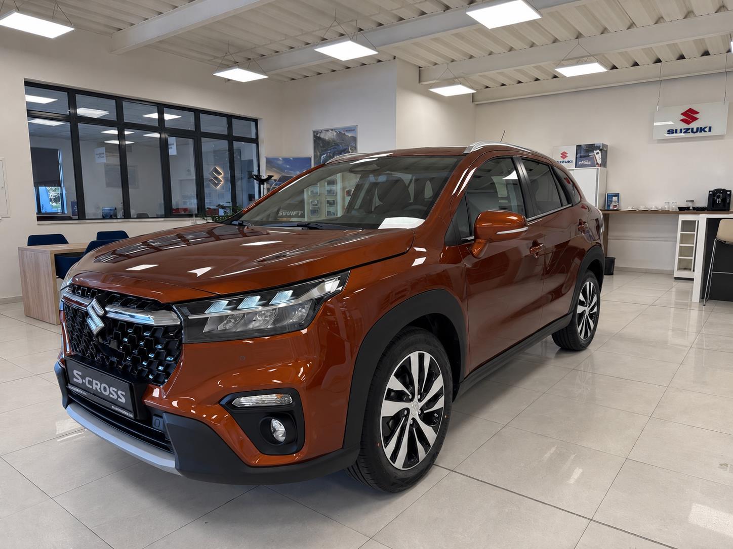 Suzuki S-Cross ELEGANCE 1,4 M/T 4×2