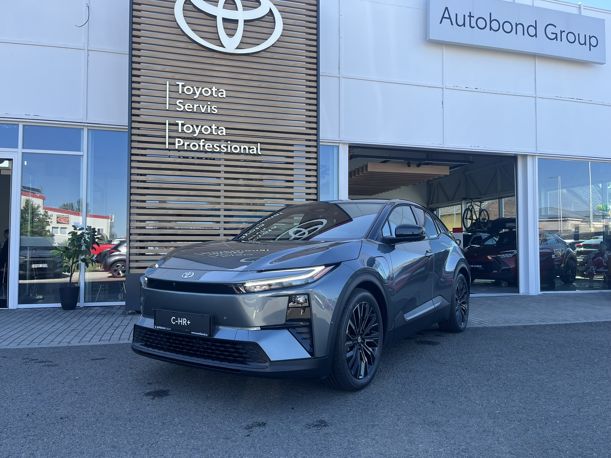 Toyota C-HR+ BEV 4×4 Executive + ZDARMA WALLBOX