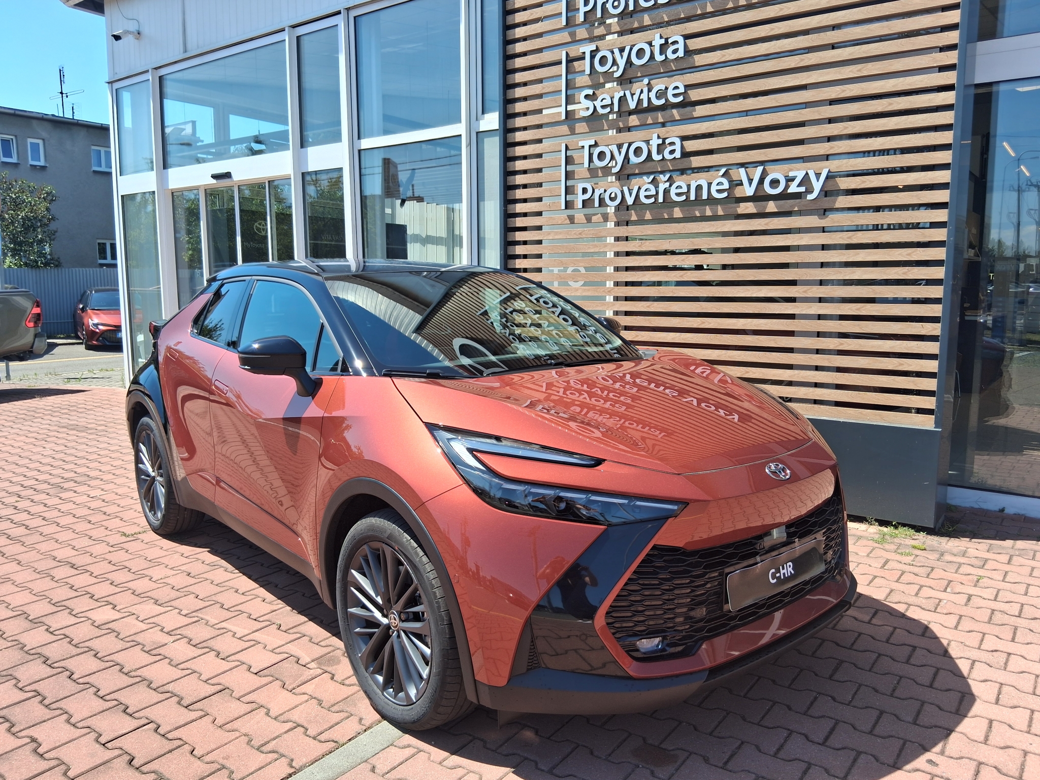 Toyota C-HR, C-HR TOKYO EDITION