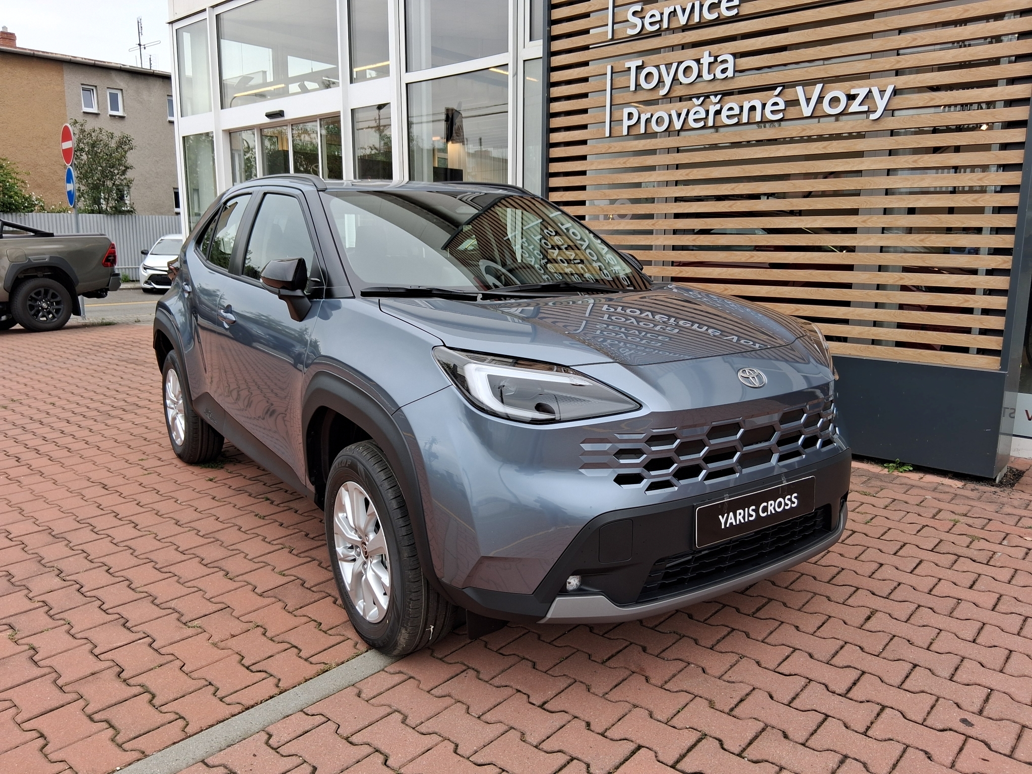 Toyota Yaris Cross, 1,5 HEV 116K COMFORT + WINTER
